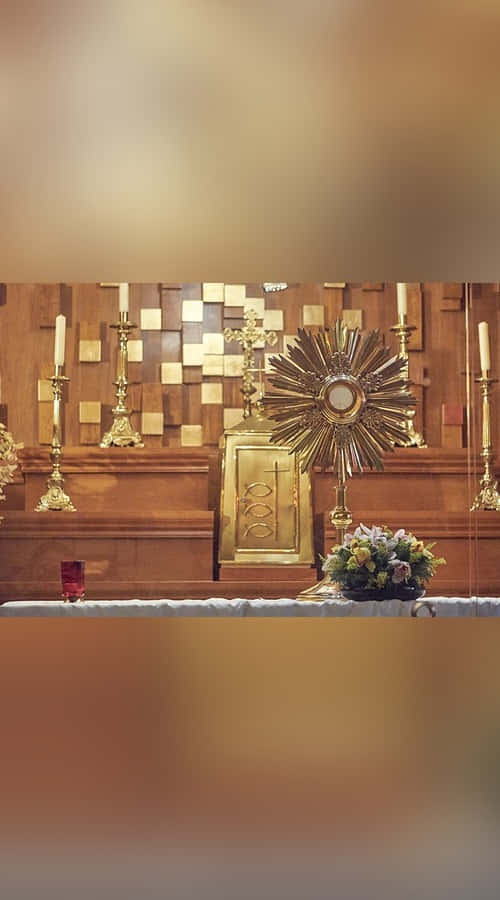 sacrament, golden monstrance, altar candles, SD Phone Wallpaper