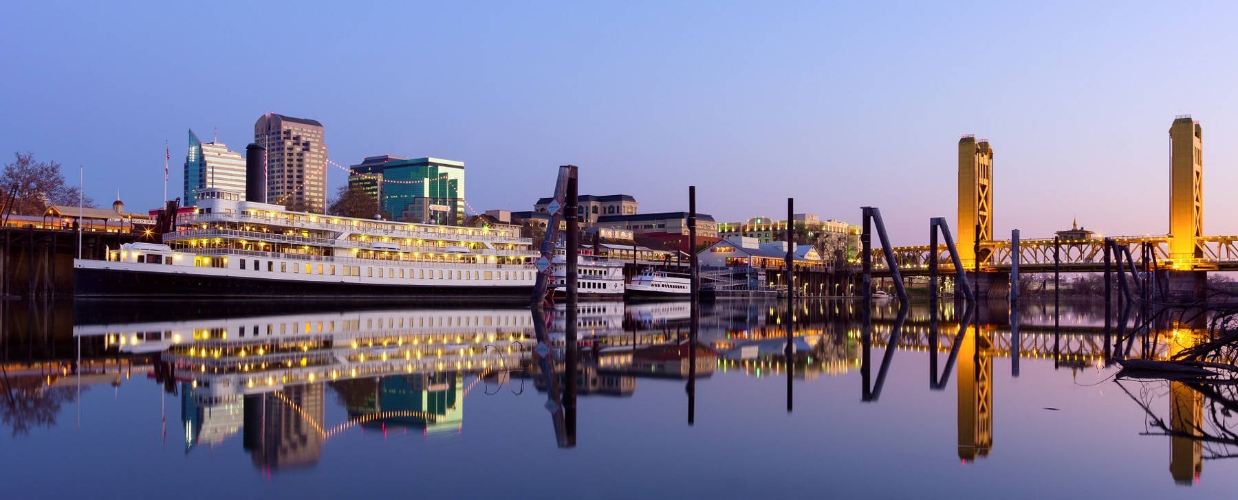 Sacramento River, cruise ship, lit bridge, HD Desktop Wallpaper