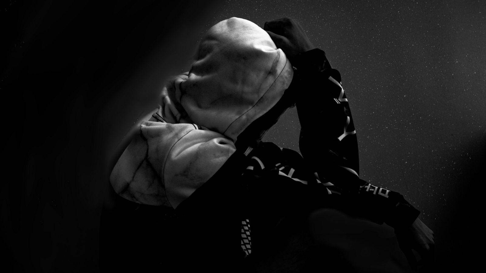 Guy In Black And White Hoodie, HD Desktop Wallpaper