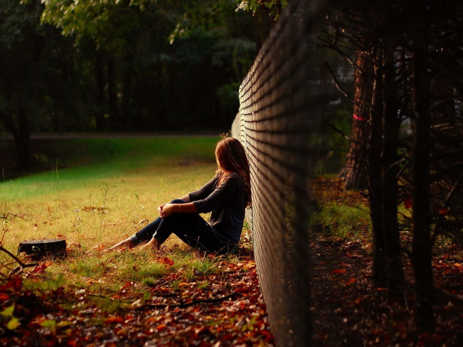 Alone Midst Field Sad Woman, wooden fence, grass, HD Desktop Wallpaper