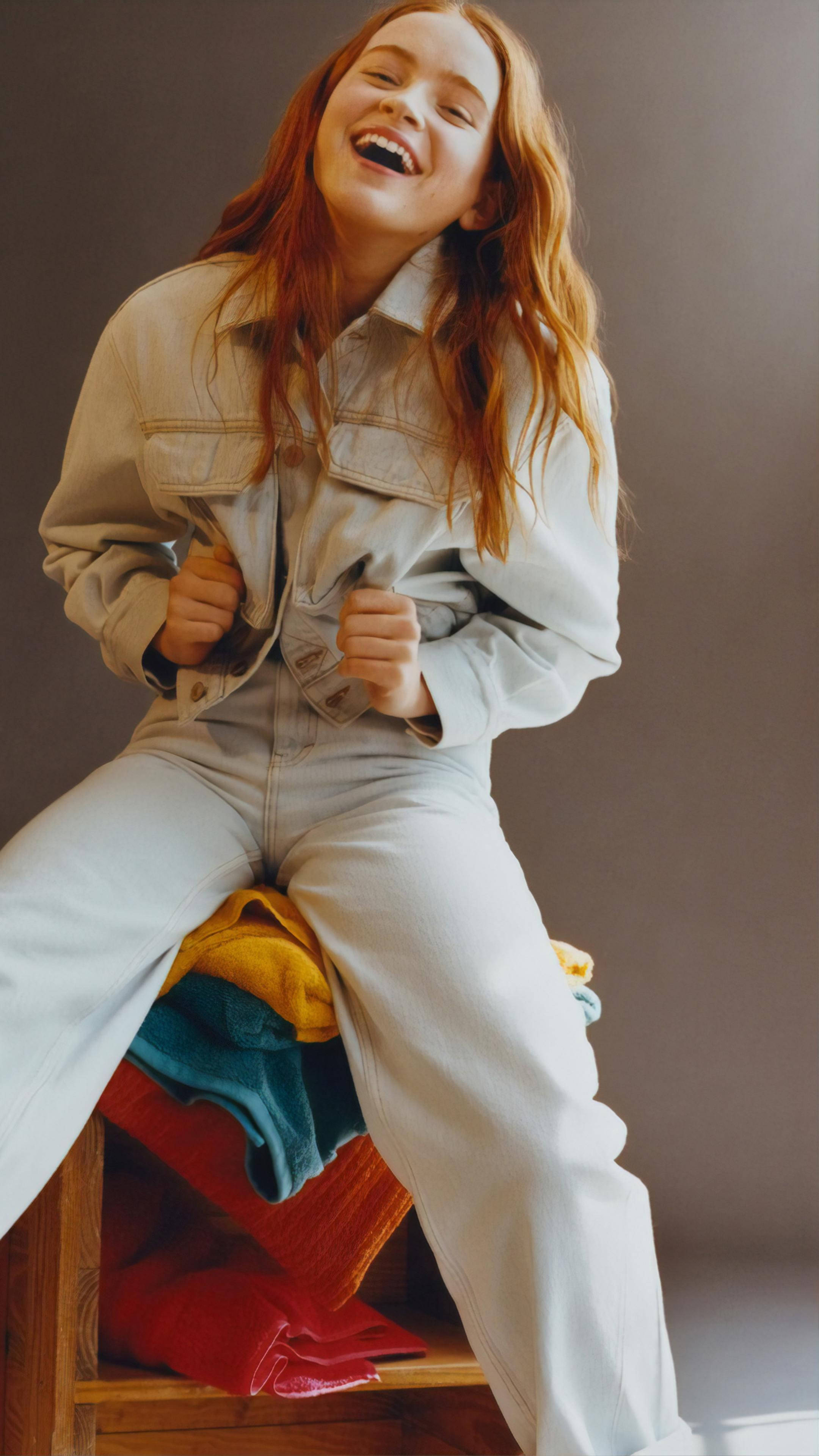 Sadie Sink, gray outfit, red hair, 4K Phone Wallpaper