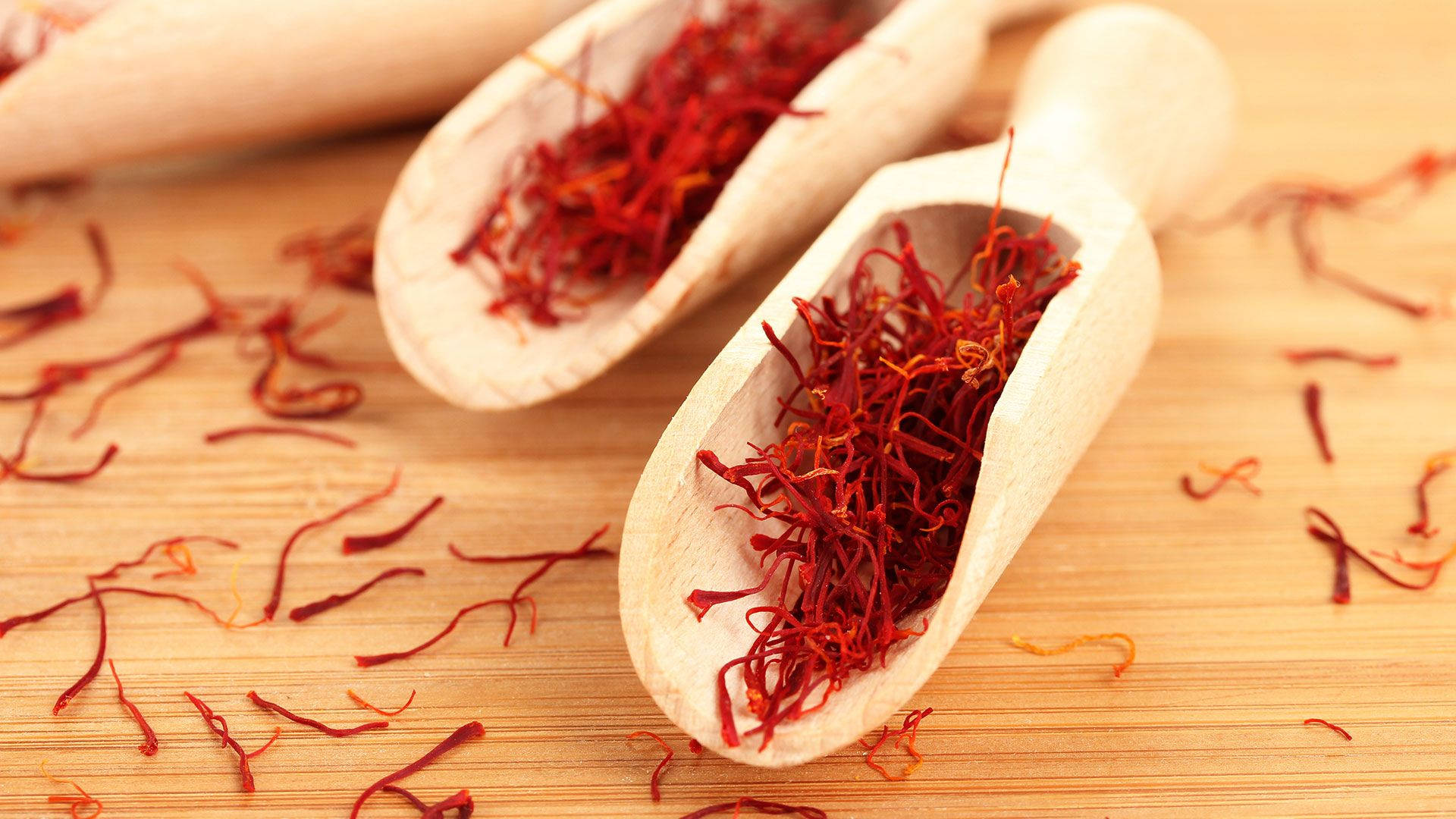 Saffron, wooden scoops, bamboo surface, Full HD Desktop Wallpaper