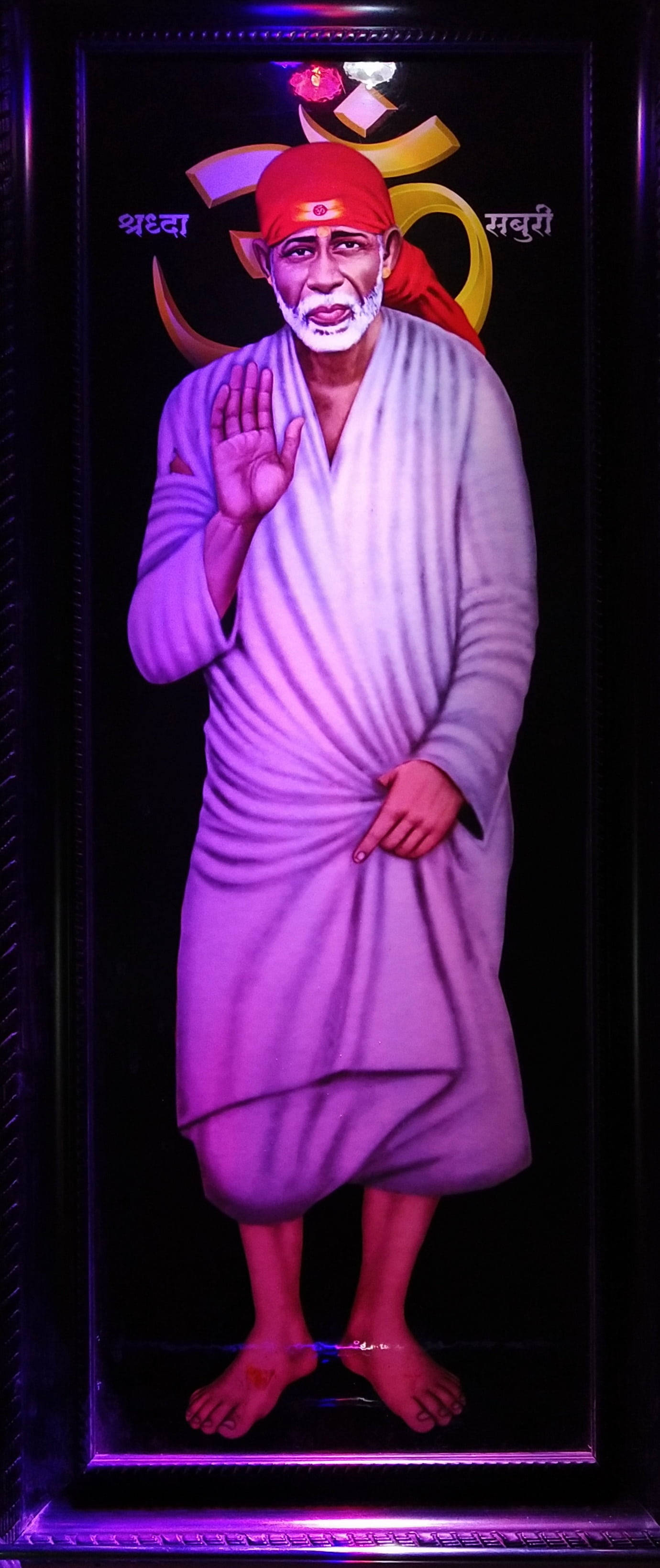 Sai Baba, white robes, red cap, 2K Phone Wallpaper