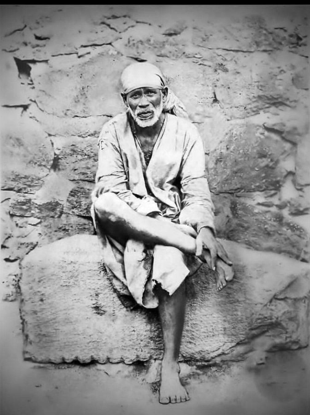 vintage greyscale photograph, Sai Baba Phone, elderly man with a white beard, HD Phone Wallpaper