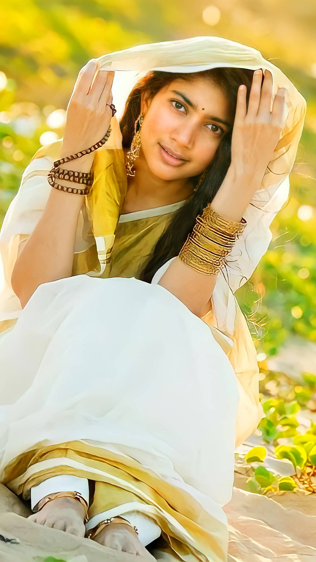 Sai Pallavi, white outfit, traditional white and gold attire, Full HD Phone Wallpaper