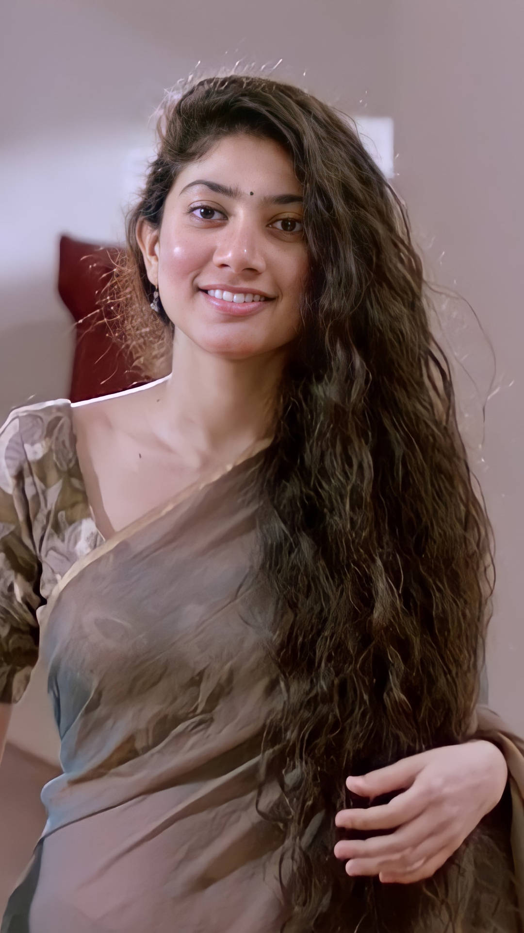 Sai Pallavi, brown sari, long wavy dark hair, Full HD Phone Wallpaper
