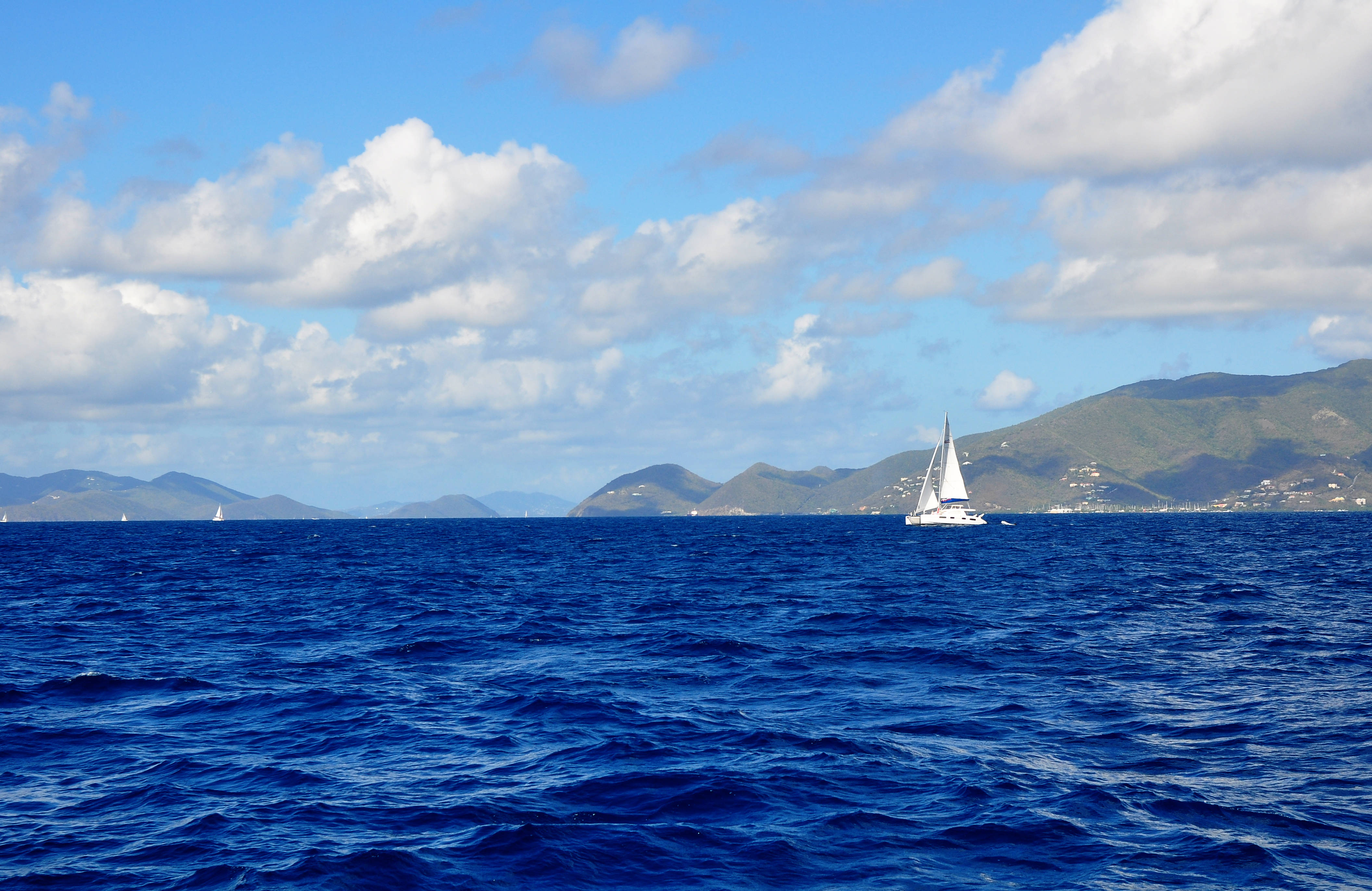 white sailboat, deep blue ocean waters, bright sky, 4K Desktop Wallpaper