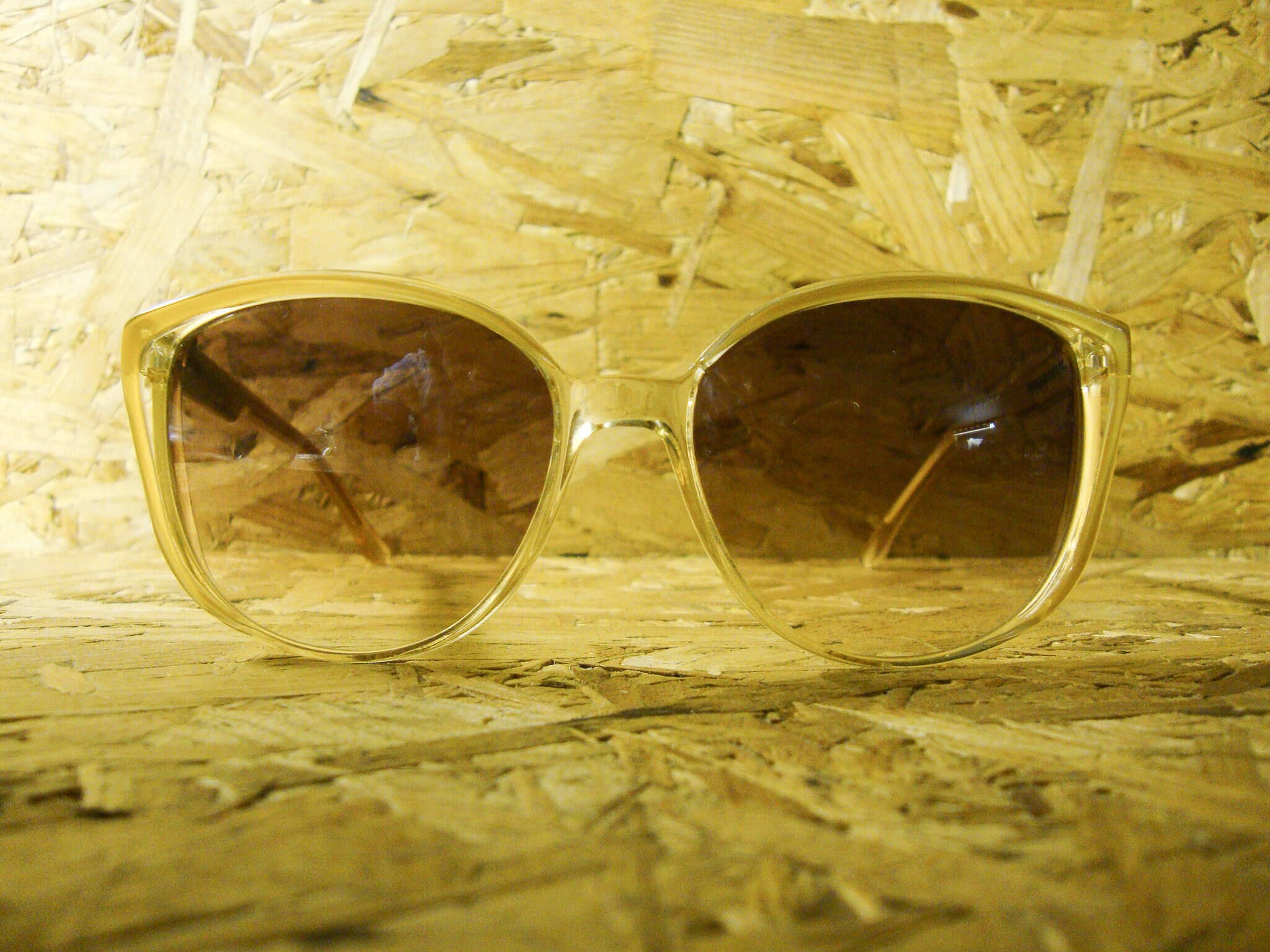 Saint Laurent, 70s yellow sunglasses, cat-eye sunglasses, Full HD Desktop Wallpaper