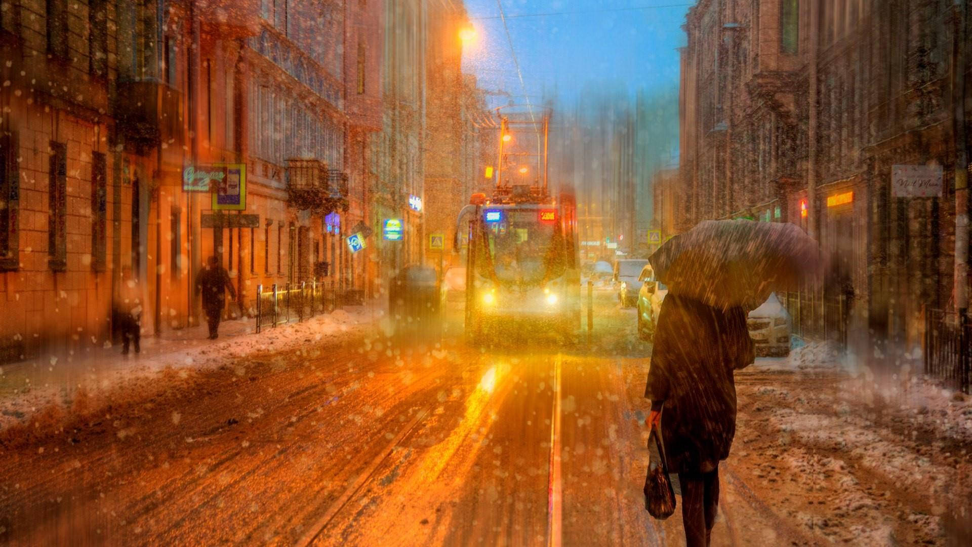 Saint Petersburg, rainy day, snowy urban street, Full HD Desktop Wallpaper
