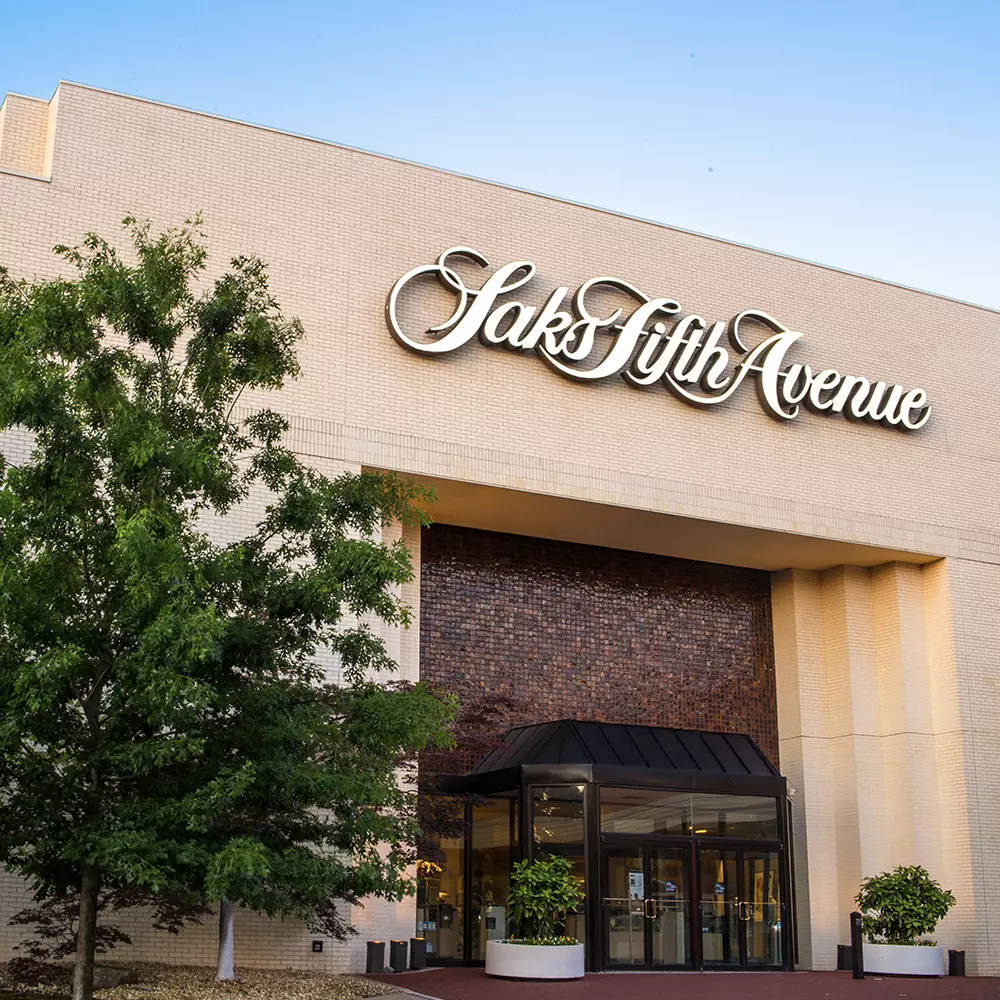 Saks Fifth Avenue, beige brick walls, green trees, SD Desktop Wallpaper