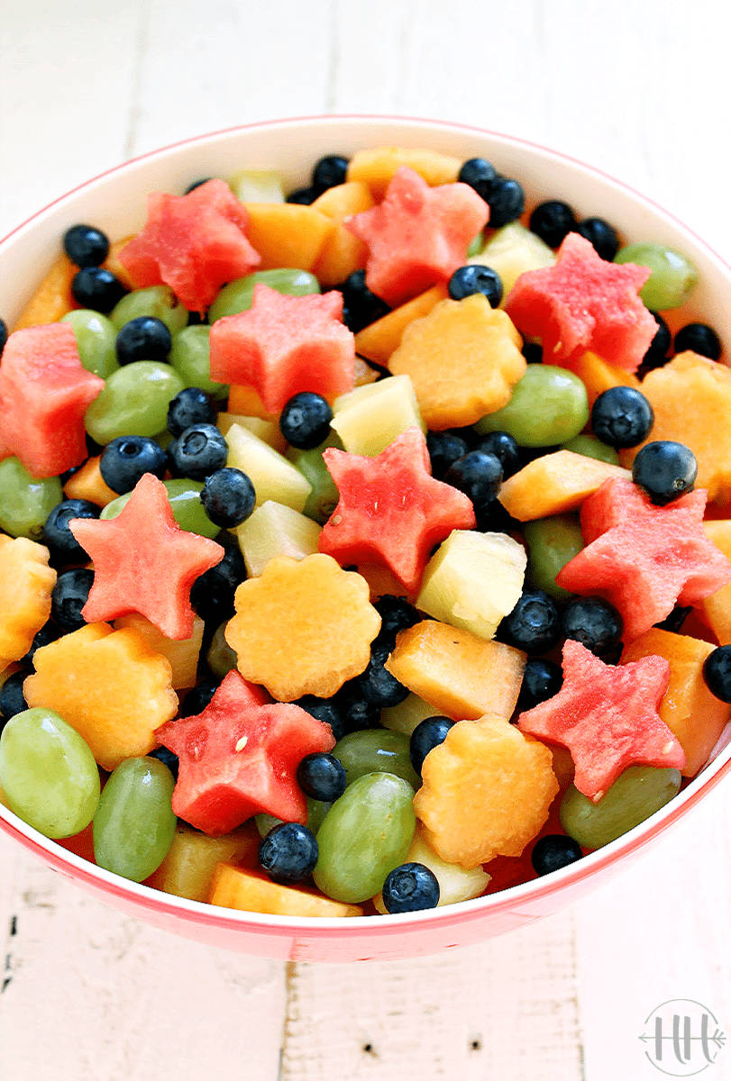 kiddie fruit salad, star-shaped watermelon chunks, green grapes, SD Phone Wallpaper