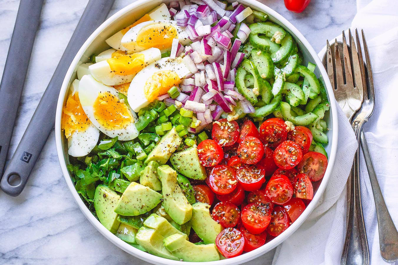egg salad bowl, avocado, cherry tomatoes, HD Desktop Wallpaper