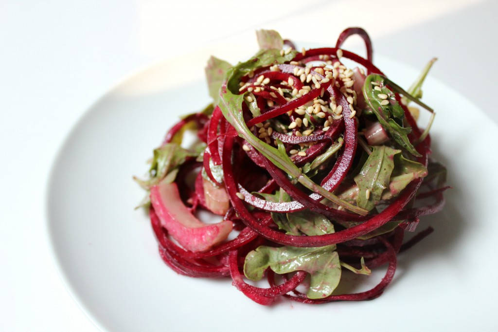 beetroot salad, sesame seeds, greens, SD Desktop Wallpaper