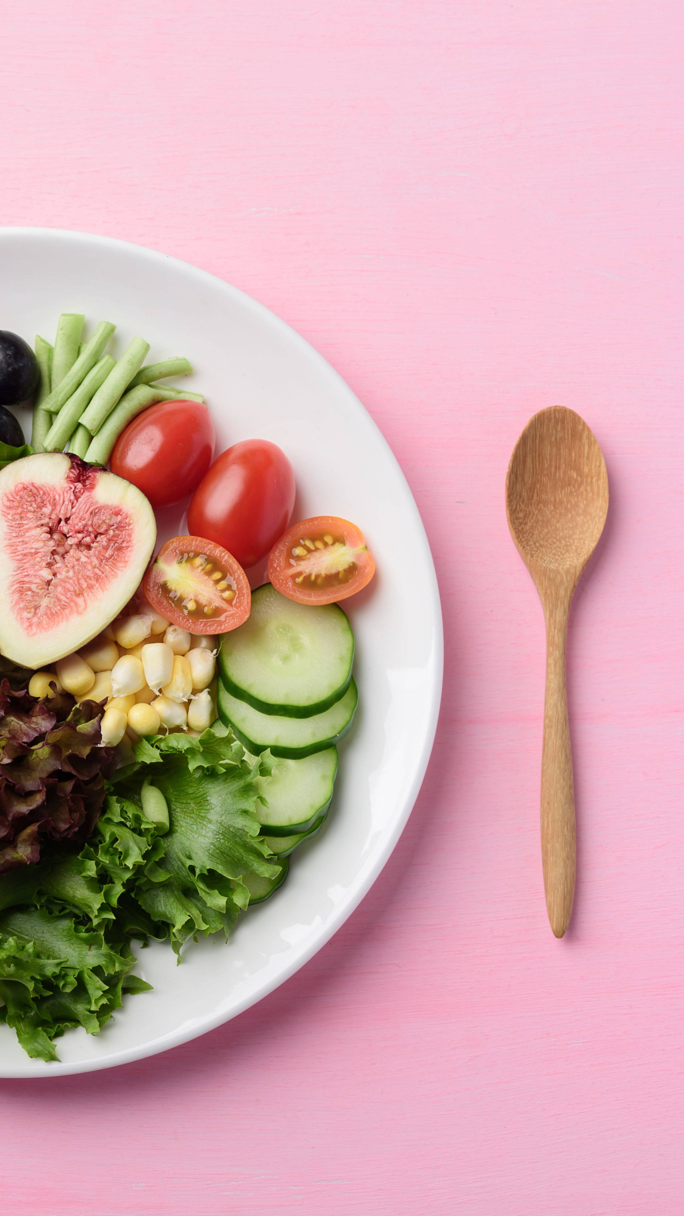 Vegetable Salad, figs, tomatoes, 4K Phone Wallpaper