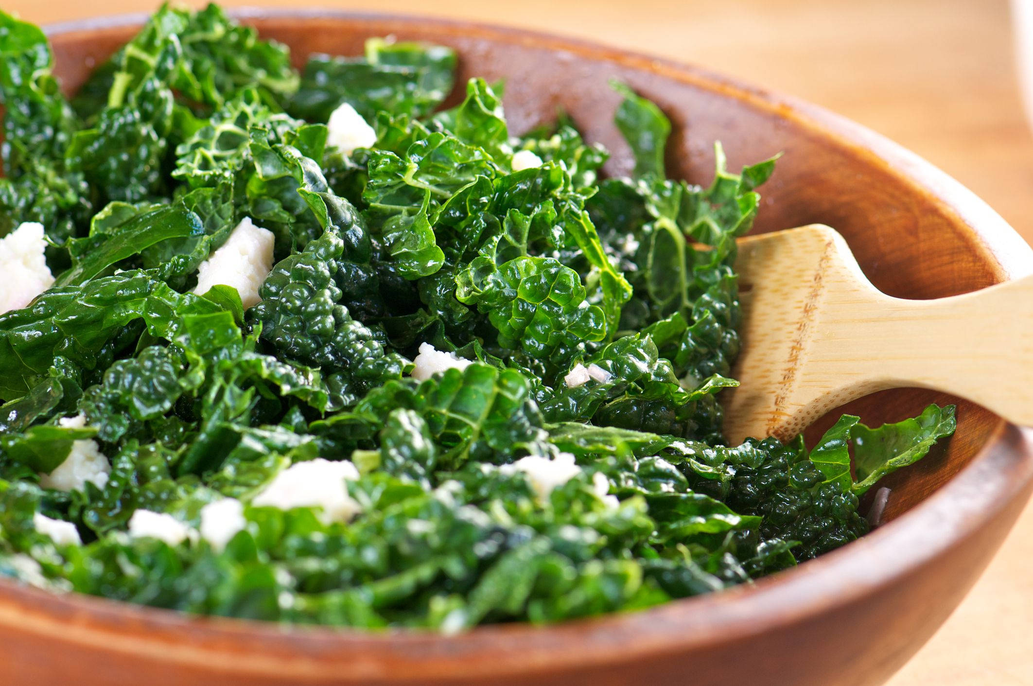 kale, mozzarella cheese, wooden bowl, Full HD Desktop Wallpaper