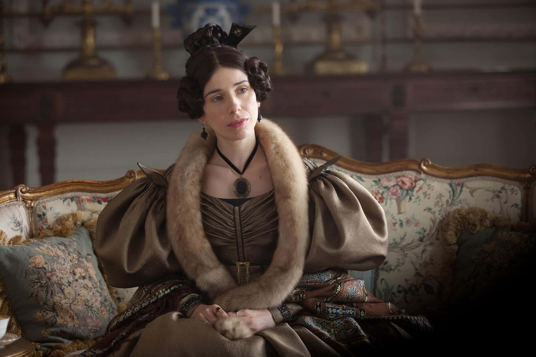 Sally Hawkins, red carpet, ornate historical attire, Full HD Desktop Wallpaper