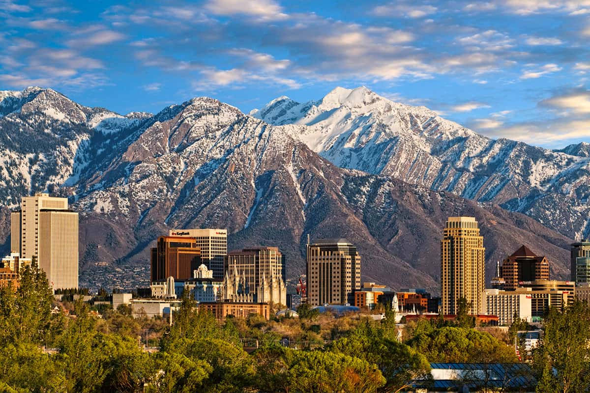Salt Lake City, mountains, modern city skyline, SD Desktop Wallpaper