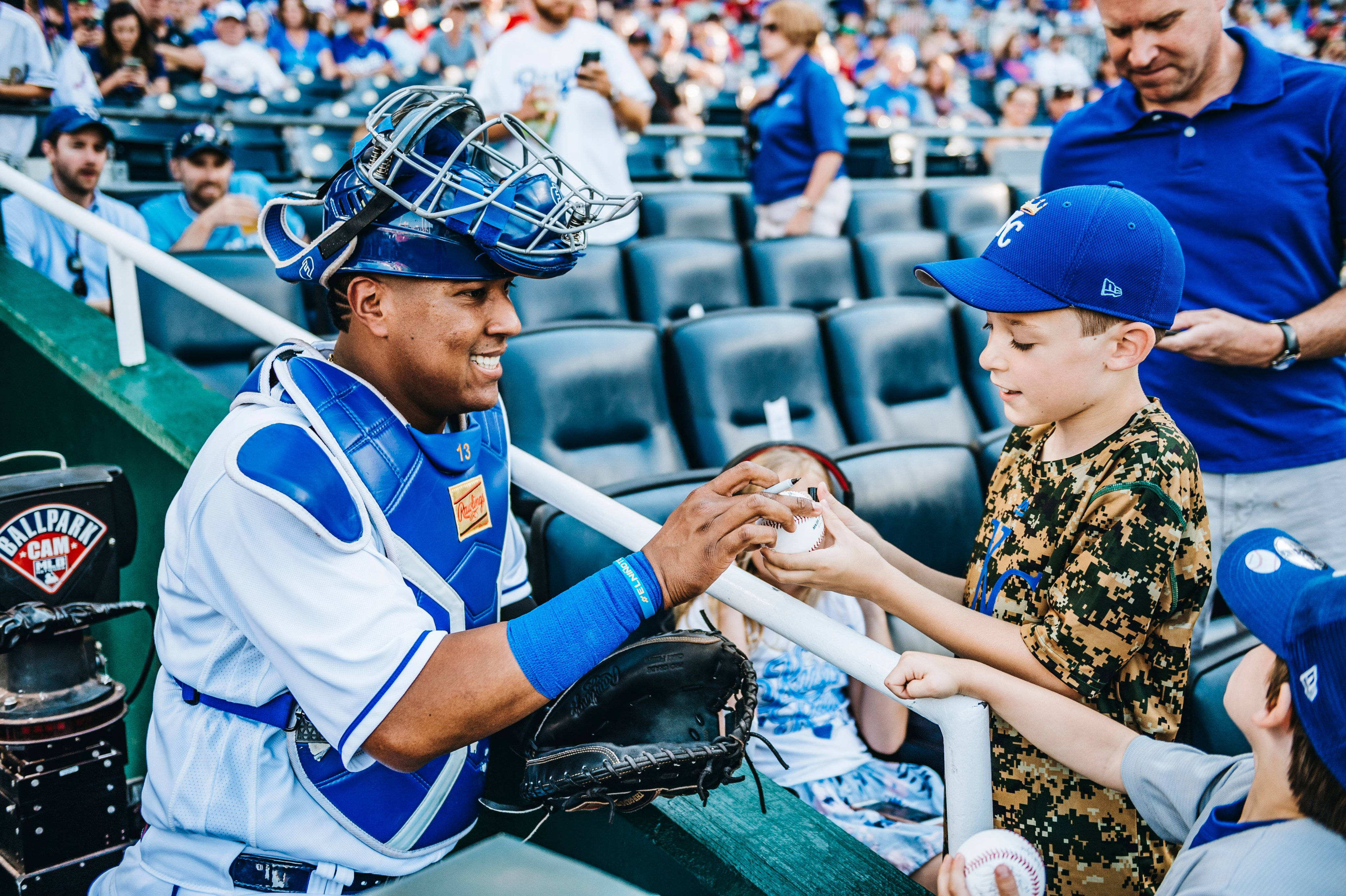 Salvador Perez, blue gear, baseball catcher, 4K Desktop Wallpaper