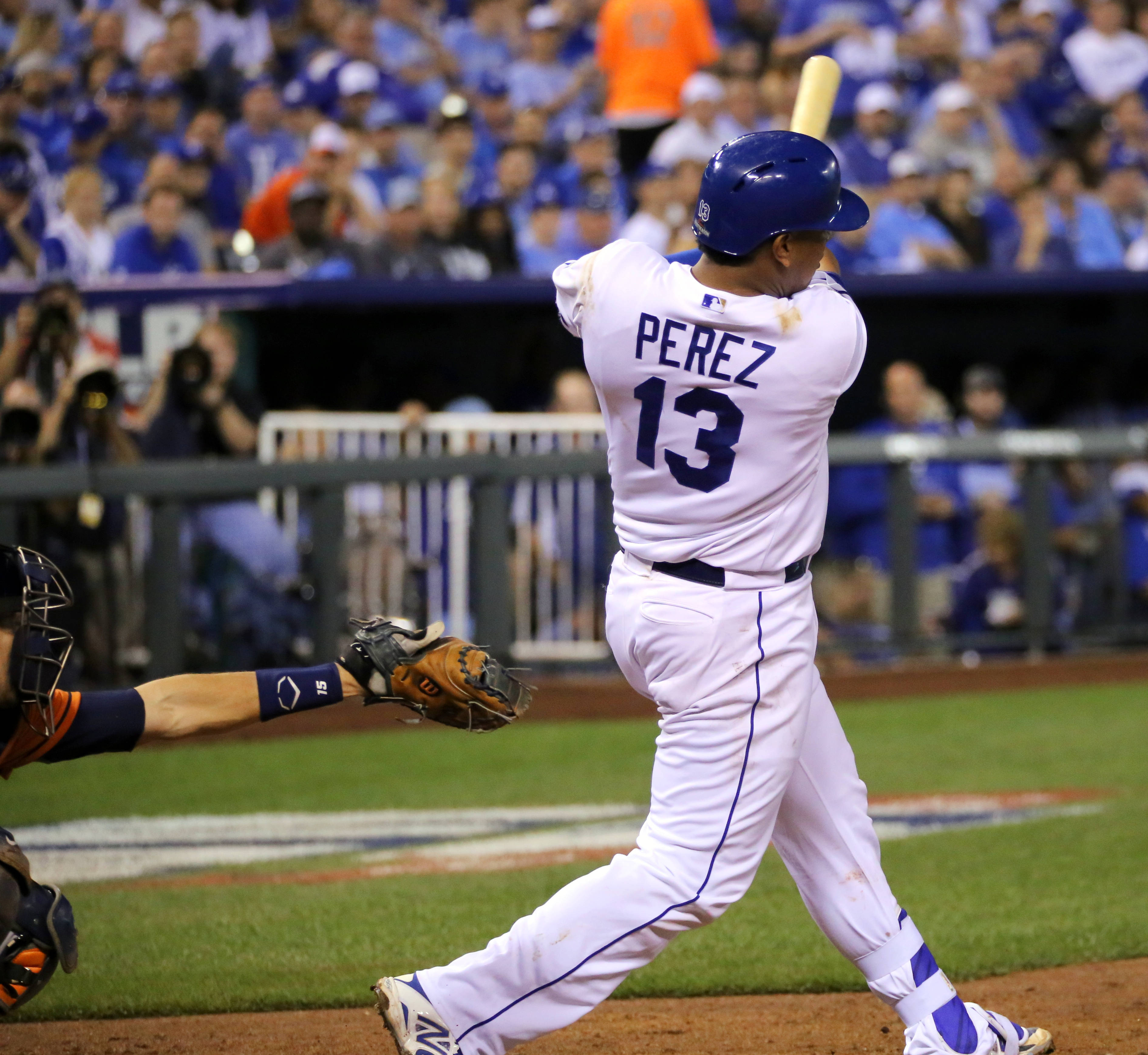 Salvador Perez, number 13, stadium lights, 2K Desktop Wallpaper