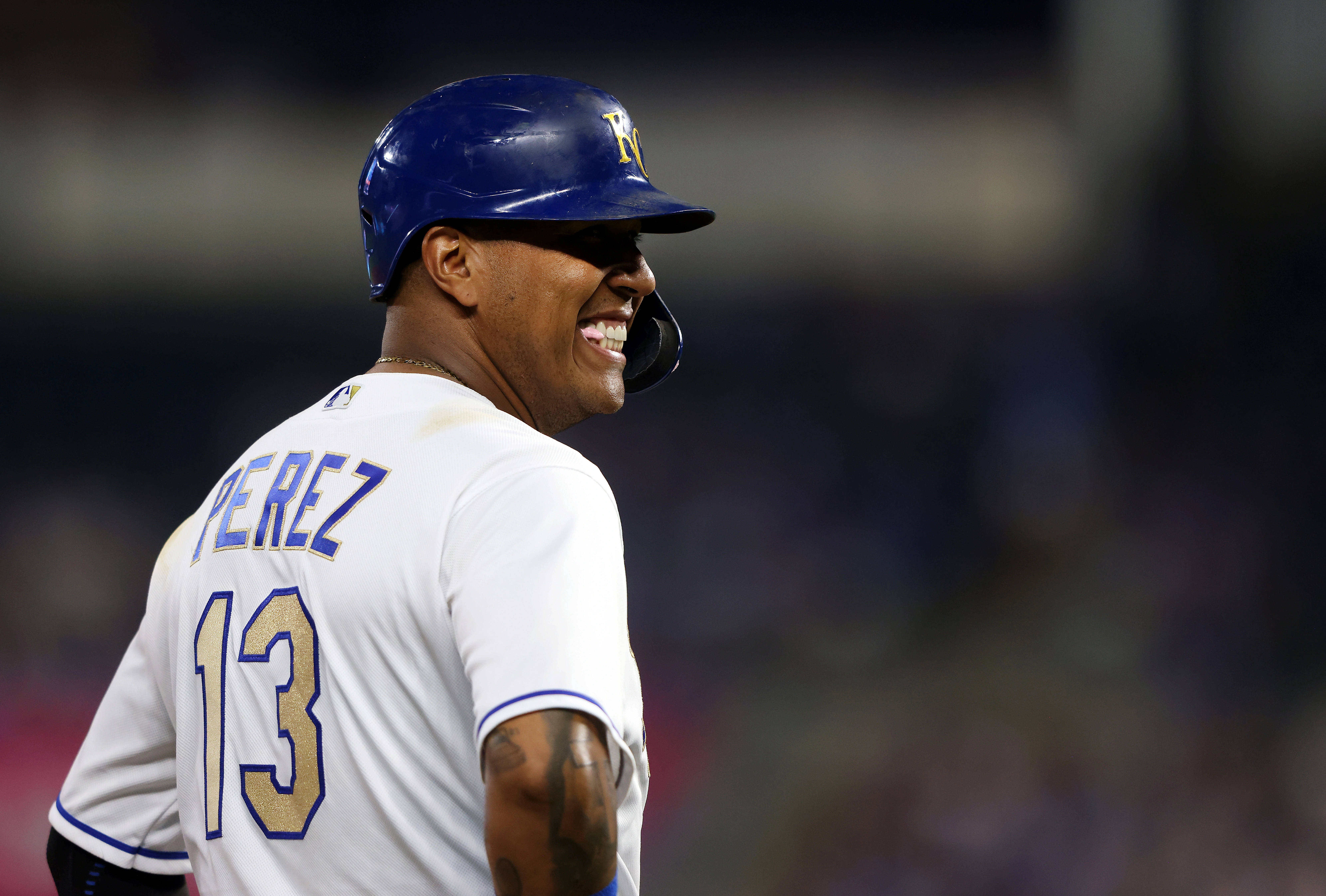 Salvador Perez, number 13, blue helmet, 5K Desktop Wallpaper