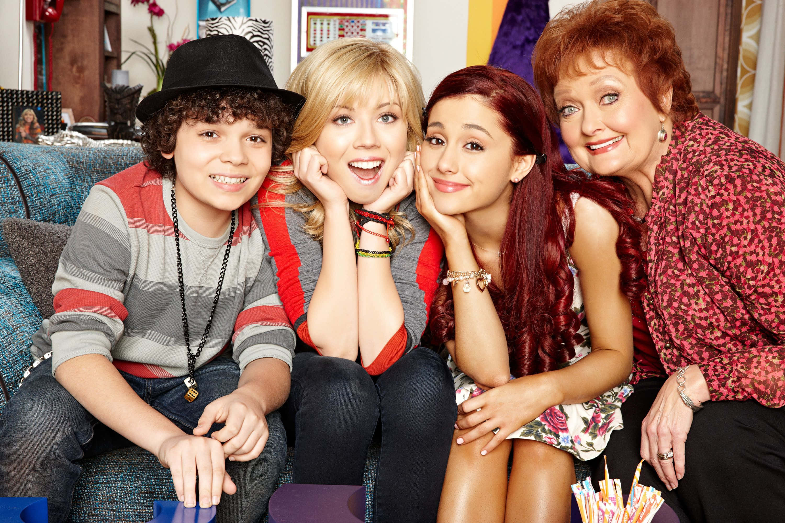 Sam And Cat, colorful couch, vibrant living room, 2K Desktop Wallpaper