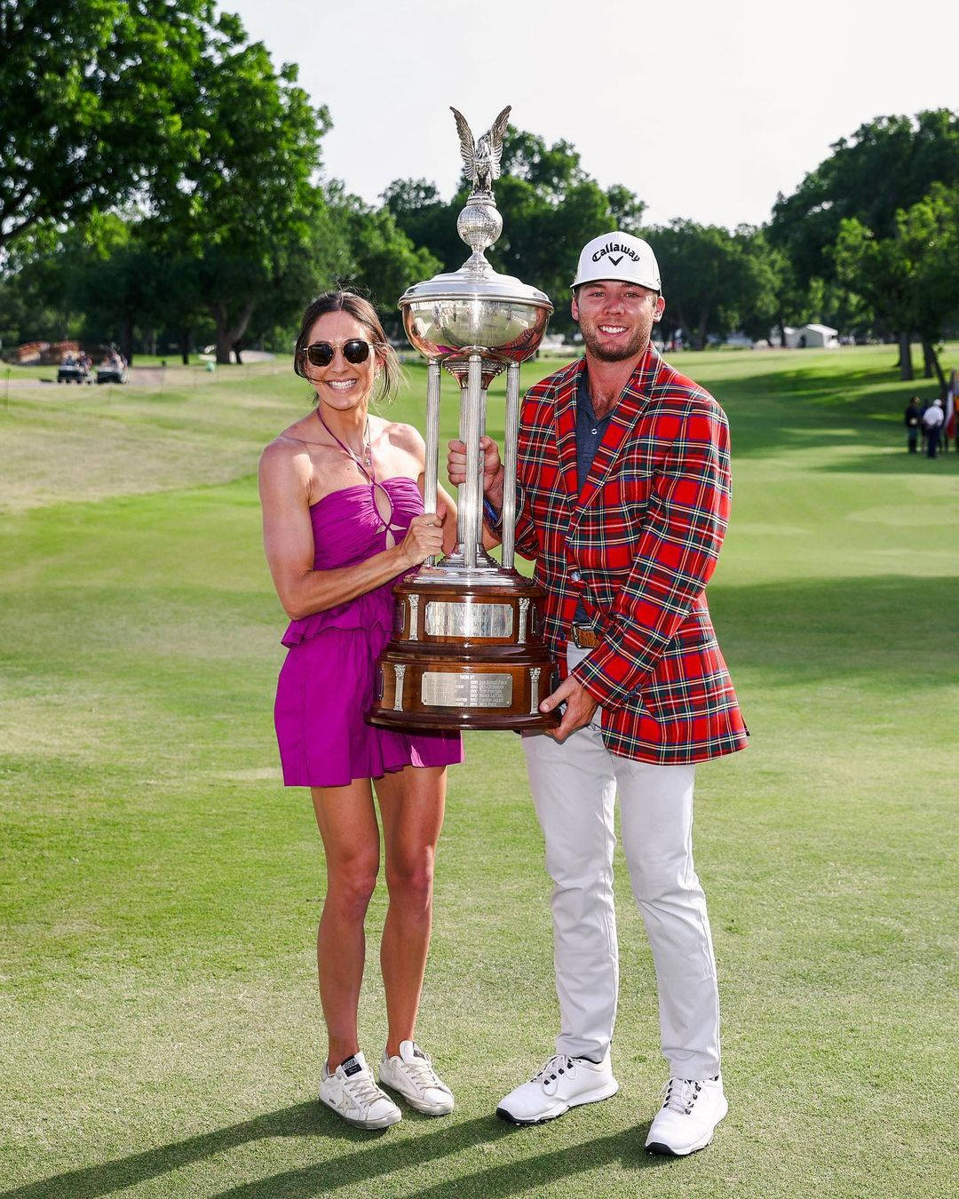 Sam Burns, red plaid jacket, magenta dress, HD Phone Wallpaper