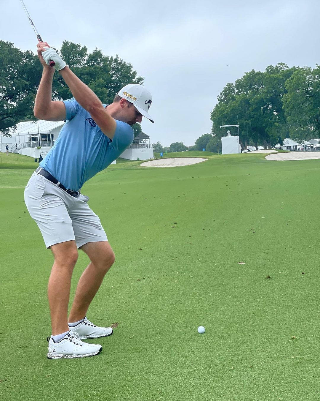 Sam Burns, golf swing, blue shirt, HD Phone Wallpaper