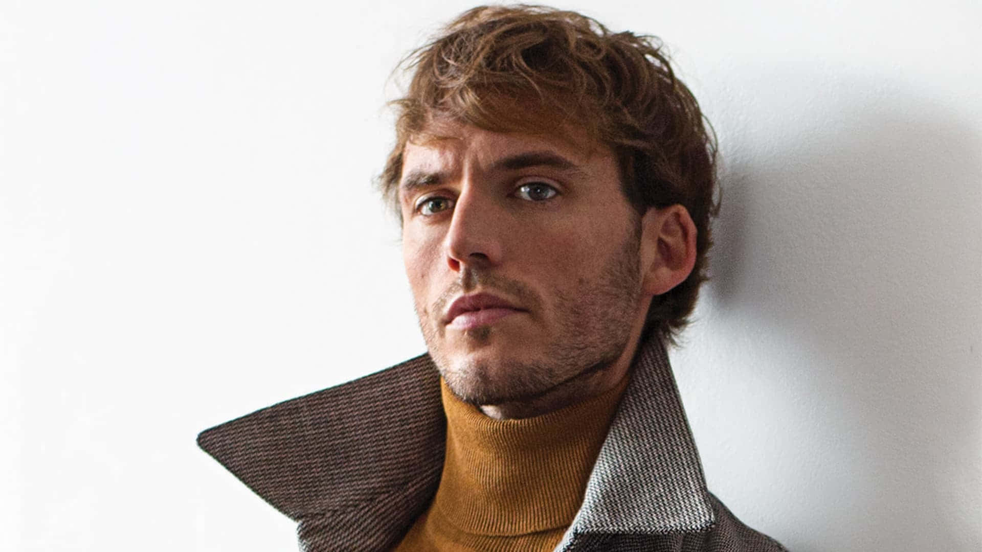 Sam Claflin, tousled brown hair, intense blue eyes, Full HD Desktop Wallpaper
