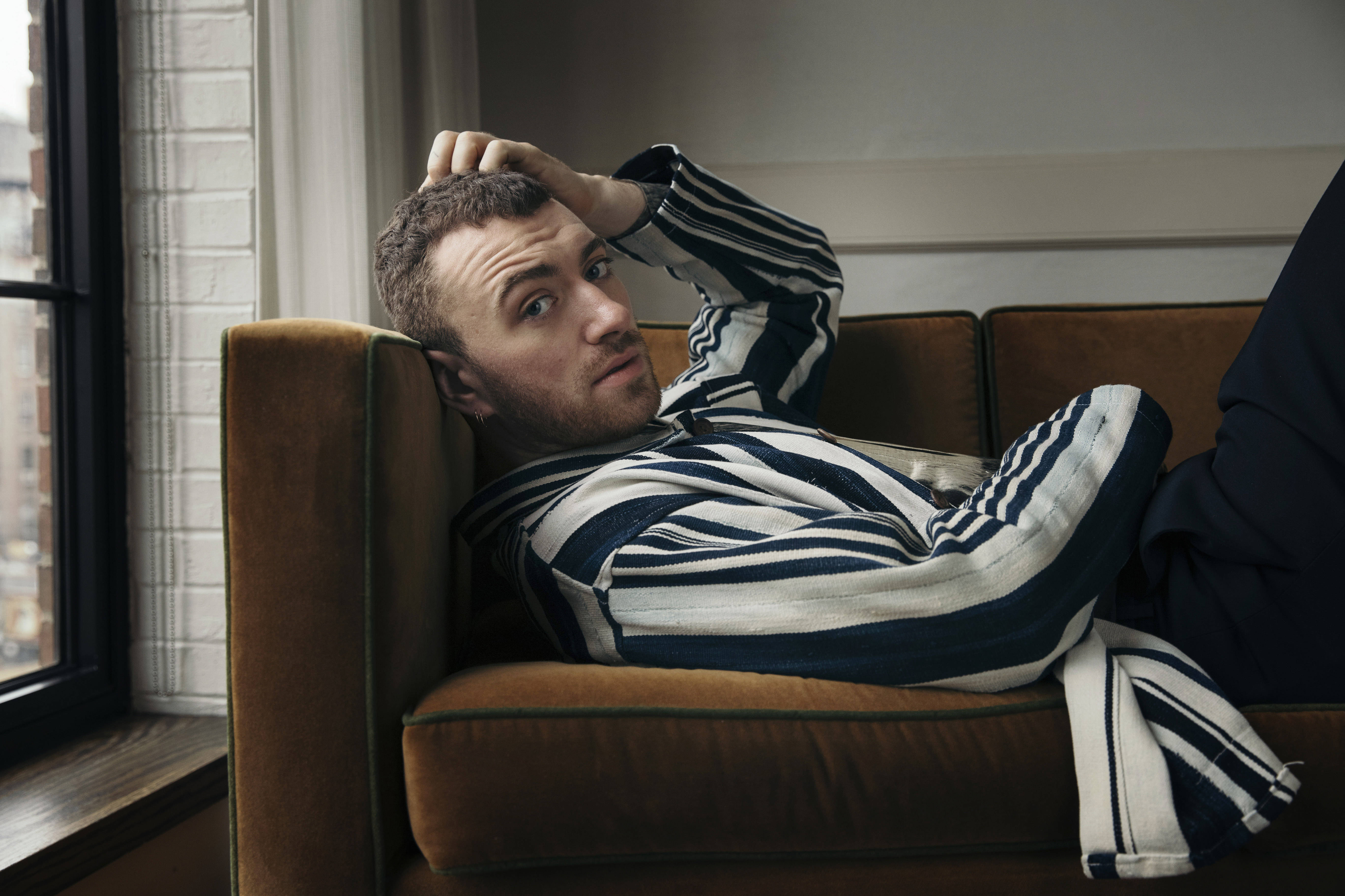 Sam Smith, striped shirt, brown velvet couch, 5K Desktop Wallpaper