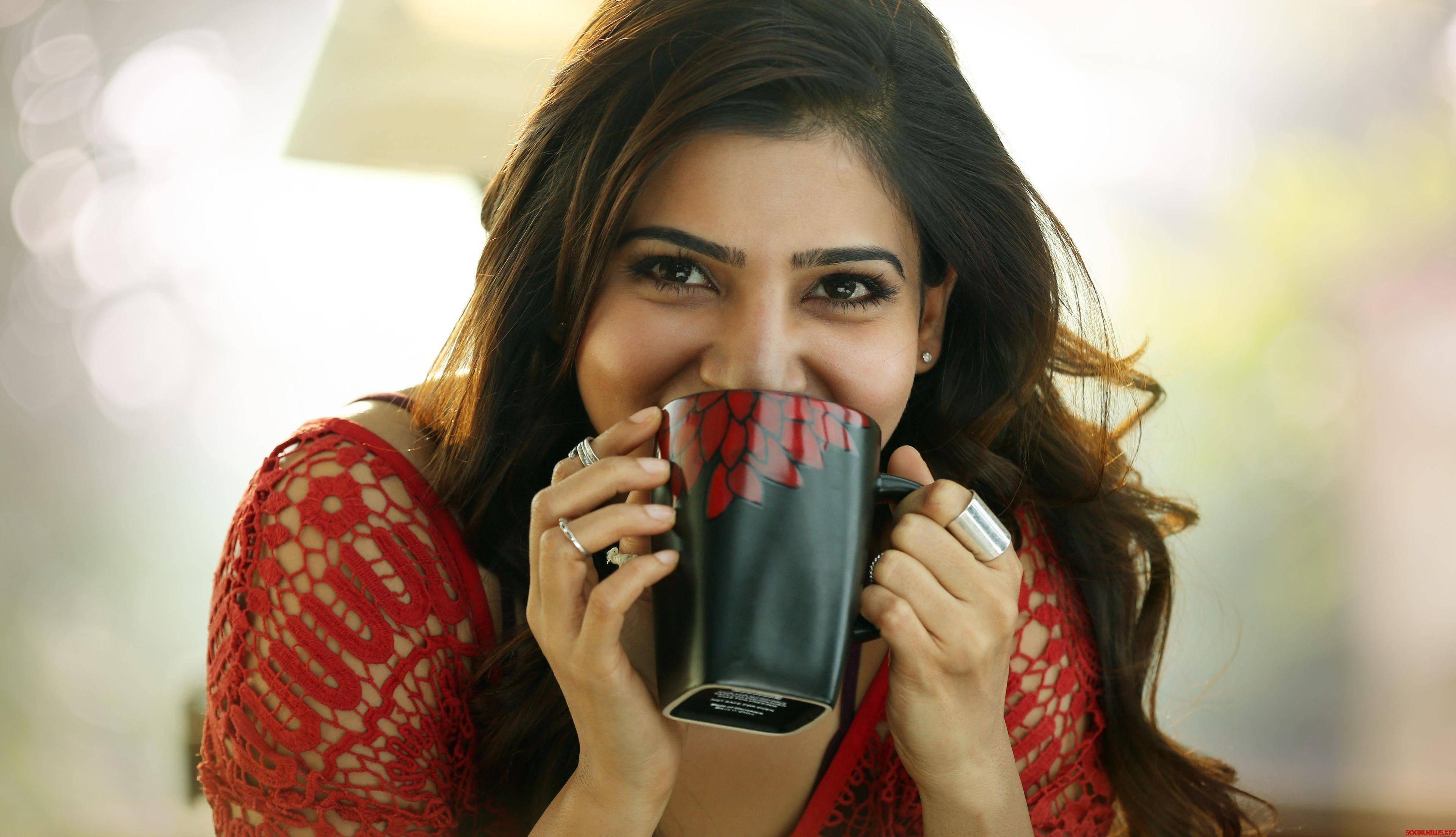 Samantha Cute Mug HD, red lace top, black mug, 4K Desktop Wallpaper