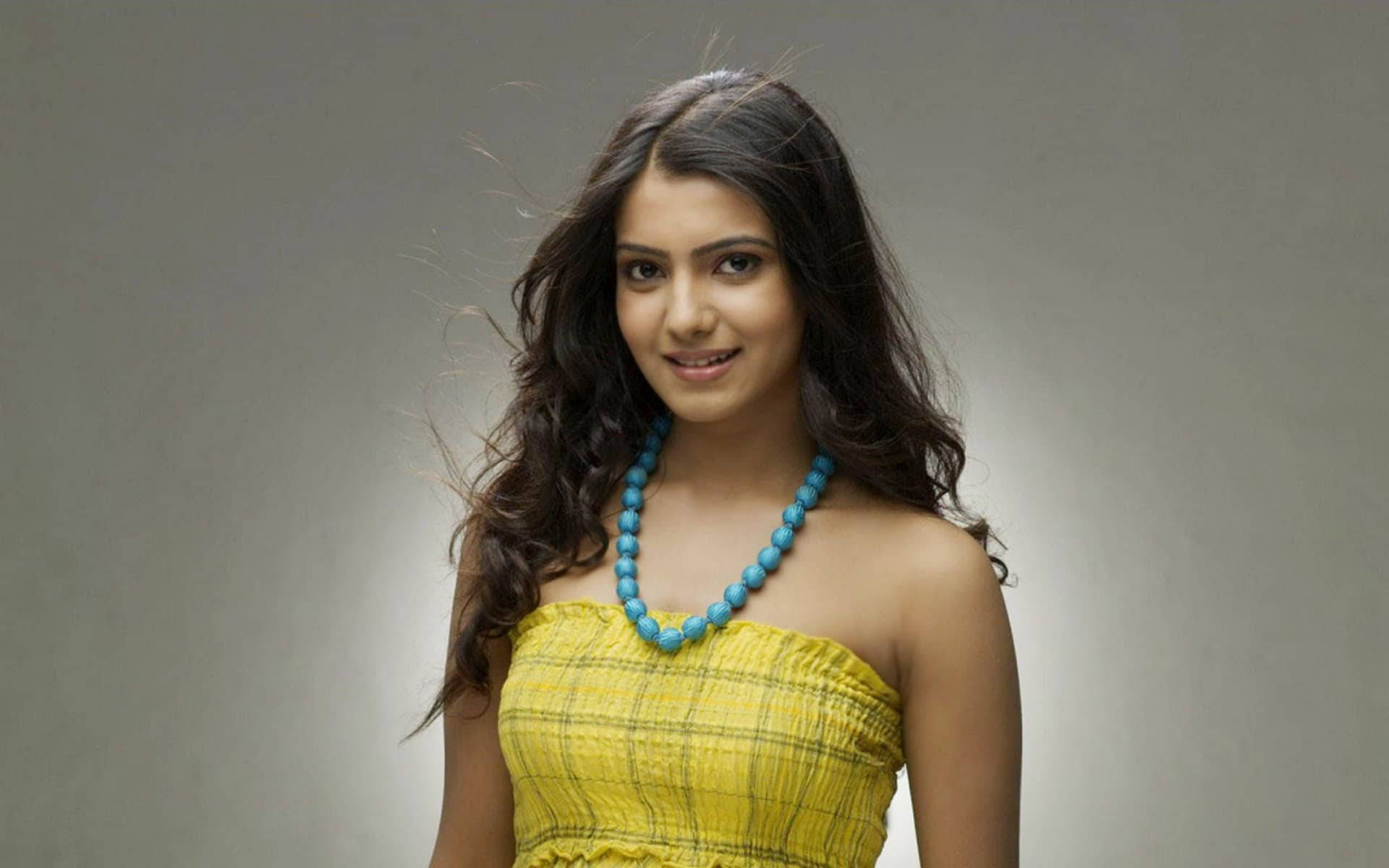 Samantha, yellow plaid strapless top, bright blue beaded necklace, Full HD Desktop Wallpaper