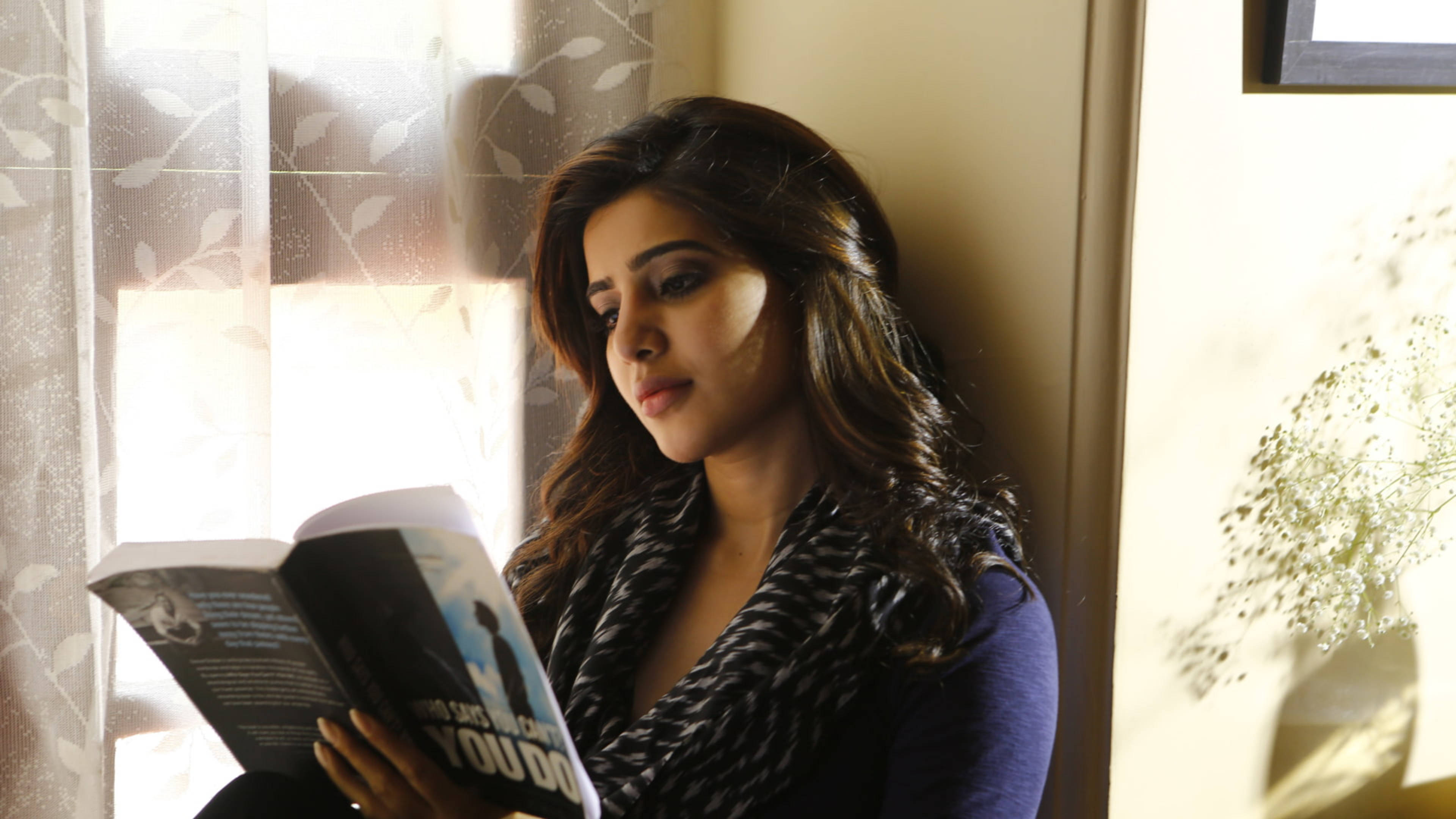 Samantha Cute, reading, window, 4K Desktop Wallpaper