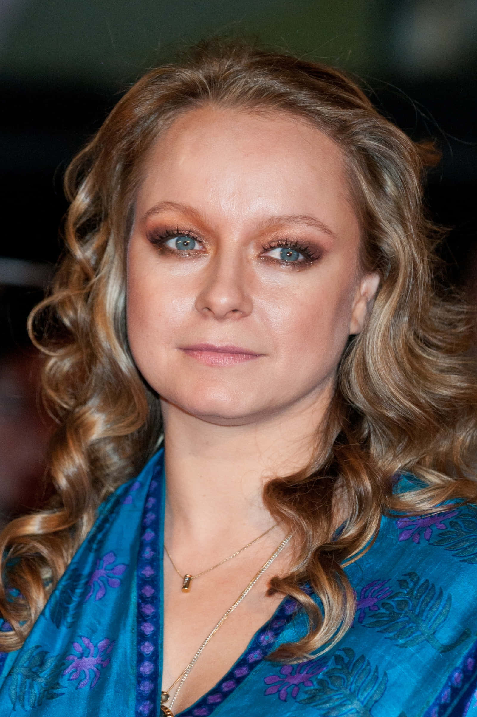 Samantha Morton, wavy blonde hair, blue eyes, Full HD Phone Wallpaper
