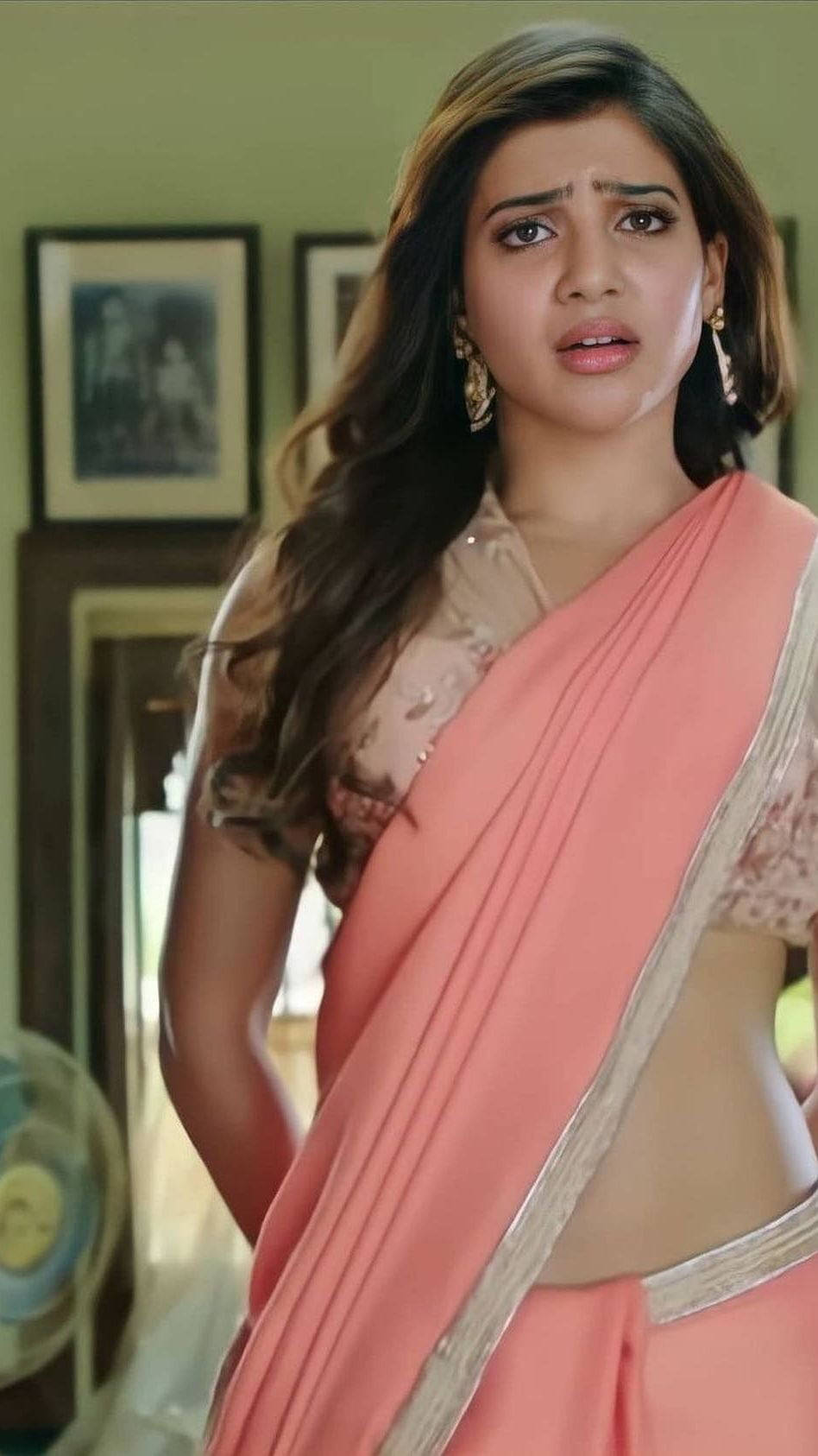 Samantha Saree, peach sari, silver trim, HD Phone Wallpaper