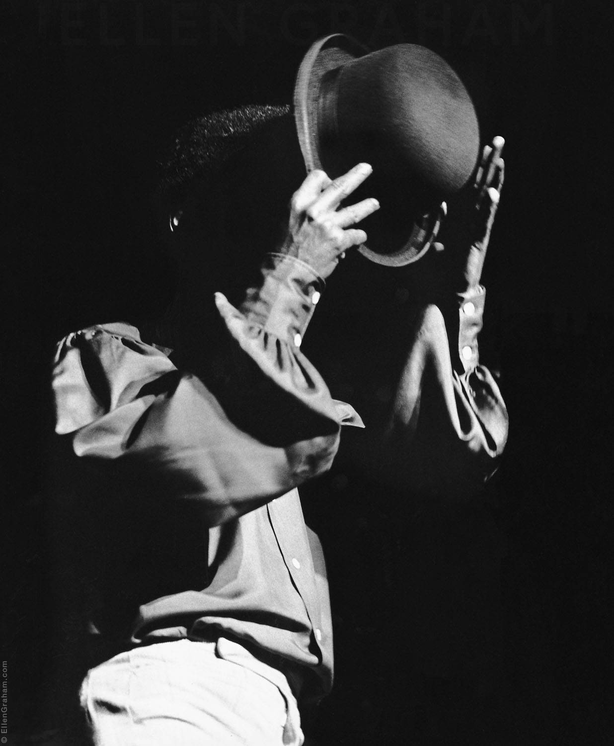 Sammy Davis Jr, bowler hat, gloves, HD Phone Wallpaper