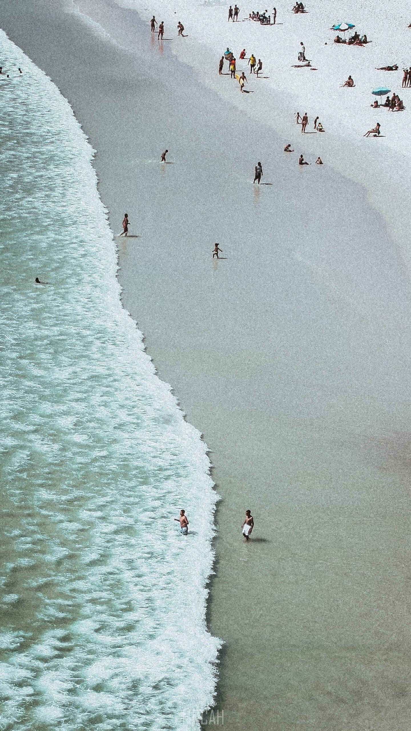 Samsung Galaxy S6 Edge, sandy beach, turquoise waves, 2K Phone Wallpaper