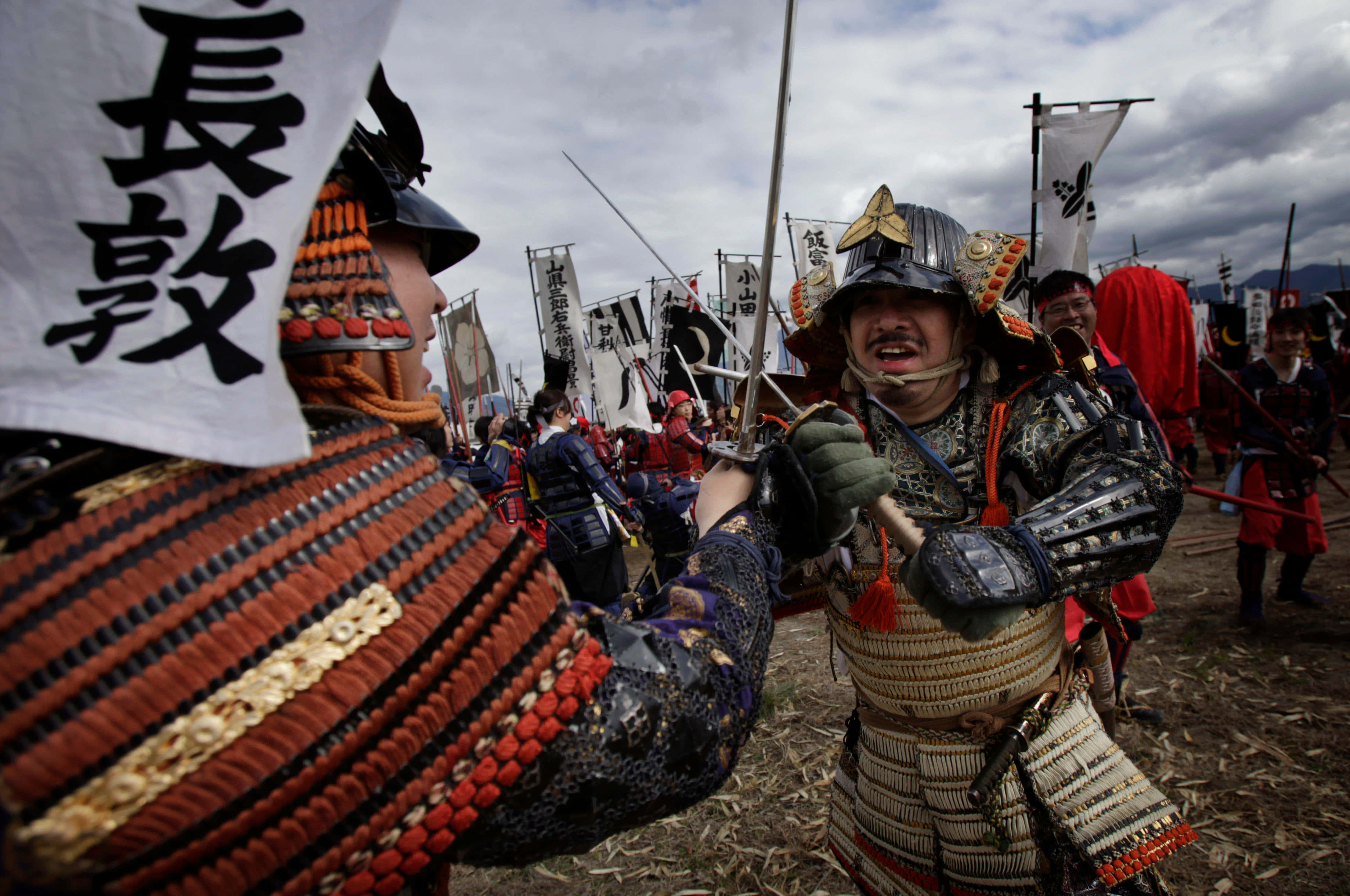 samurai battle, 4424 x 2936, ornate armor, 4K Desktop Wallpaper