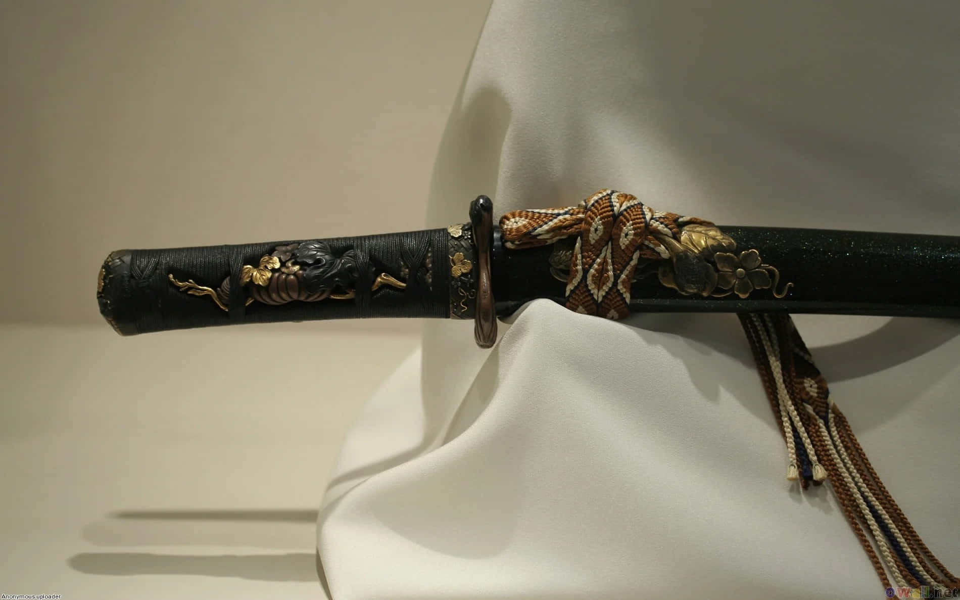 samurai sword, gold floral inlays, white fabric, HD Desktop Wallpaper