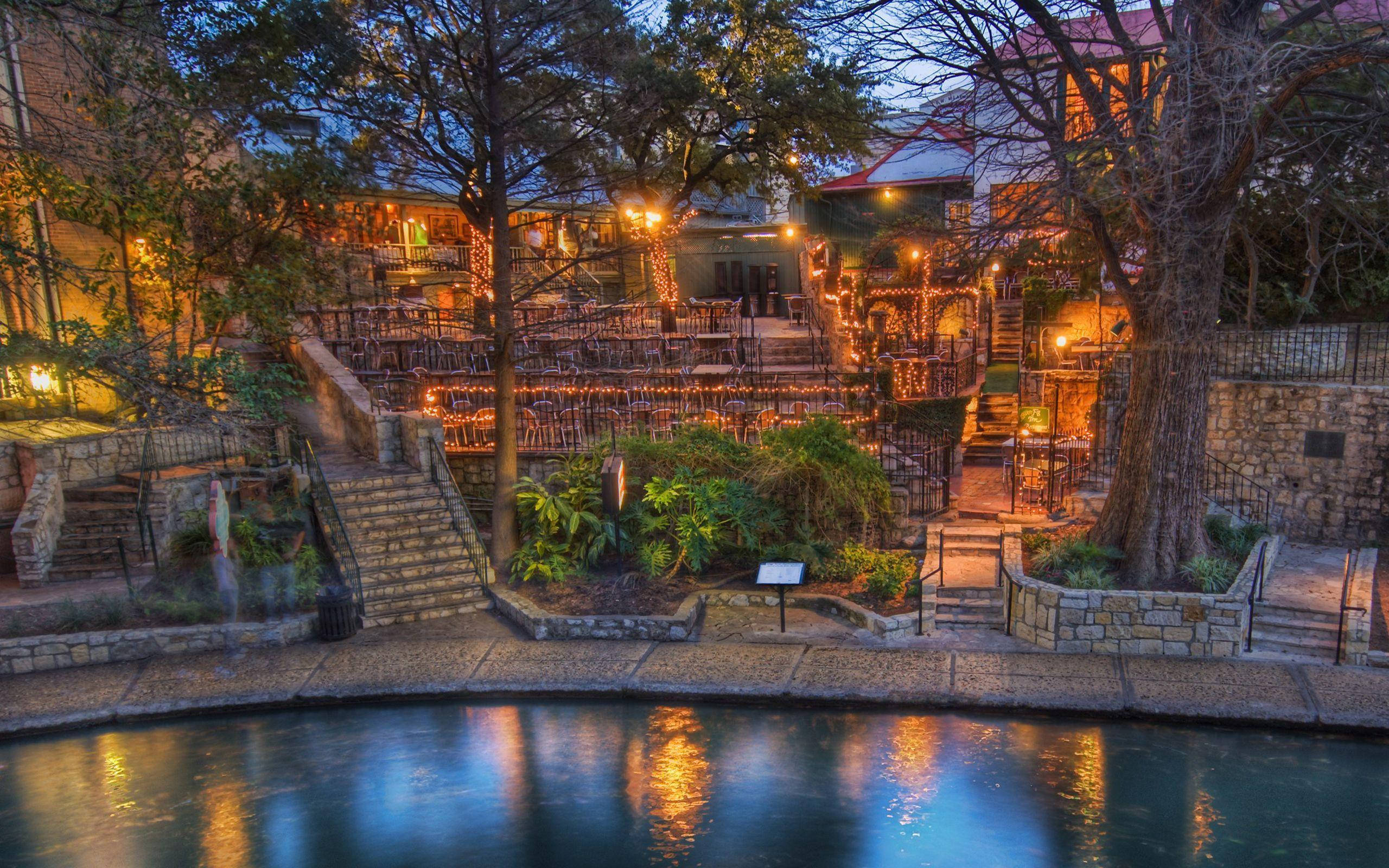 San Antonio River Walk, twilight, string lights, 2K Desktop Wallpaper