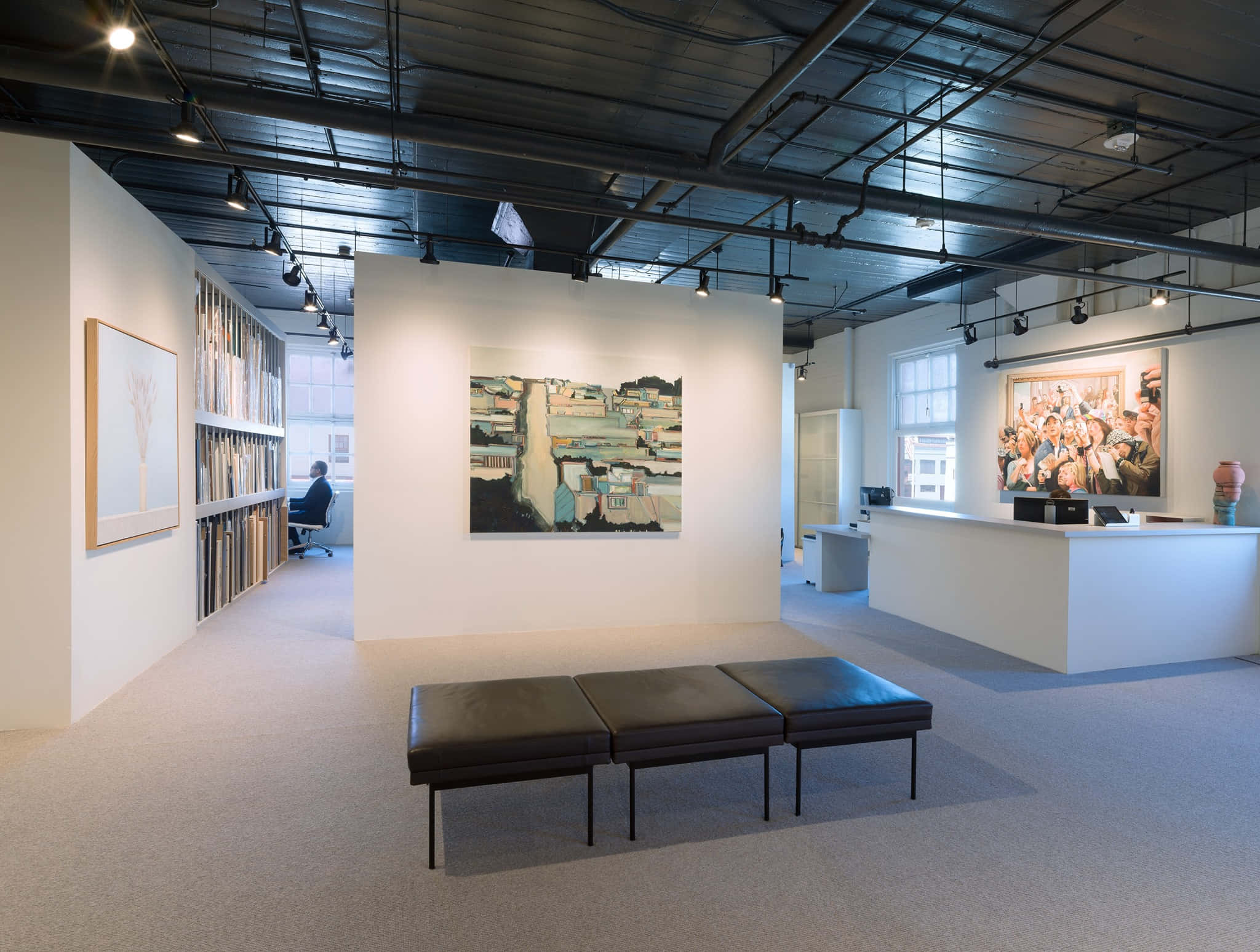 San Francisco Museum Of Modern Art, exposed ceiling beams, large paintings, Full HD Desktop Wallpaper