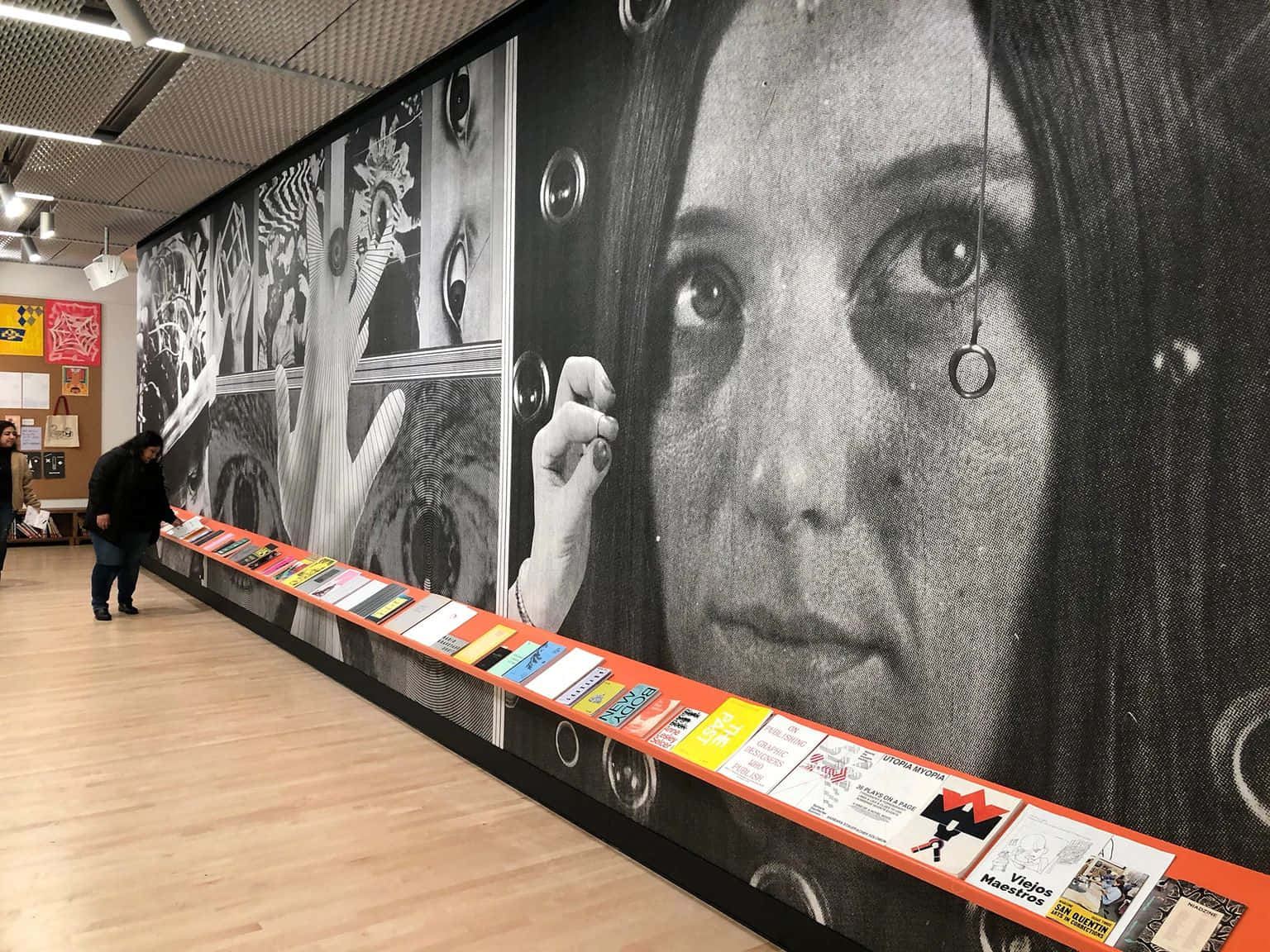 San Francisco Museum Of Modern Art, black and white mural, woman's face, HD Desktop Wallpaper