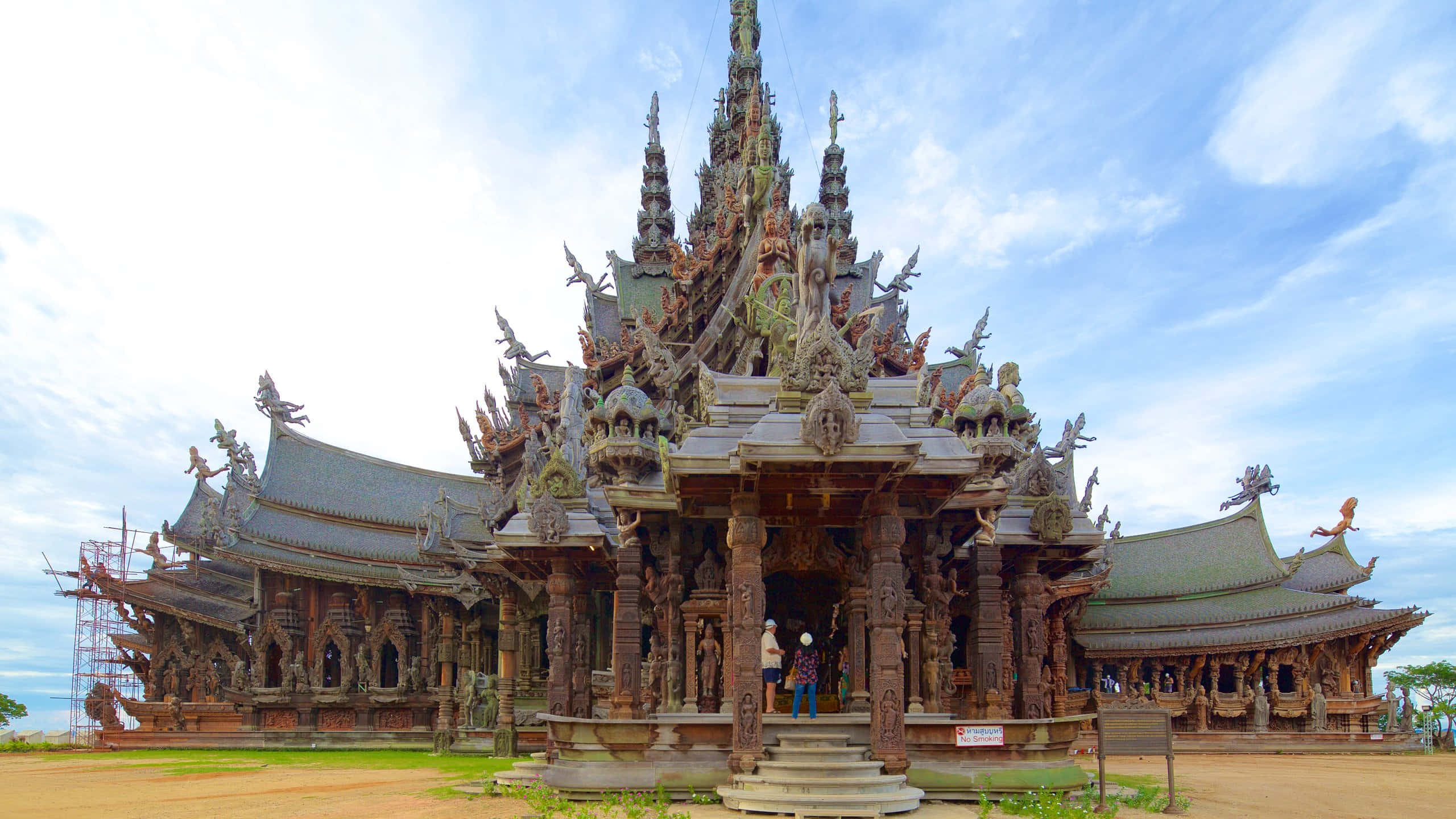 Sanctuary Of Truth, wooden temple, ornate spires, 2K Desktop Wallpaper