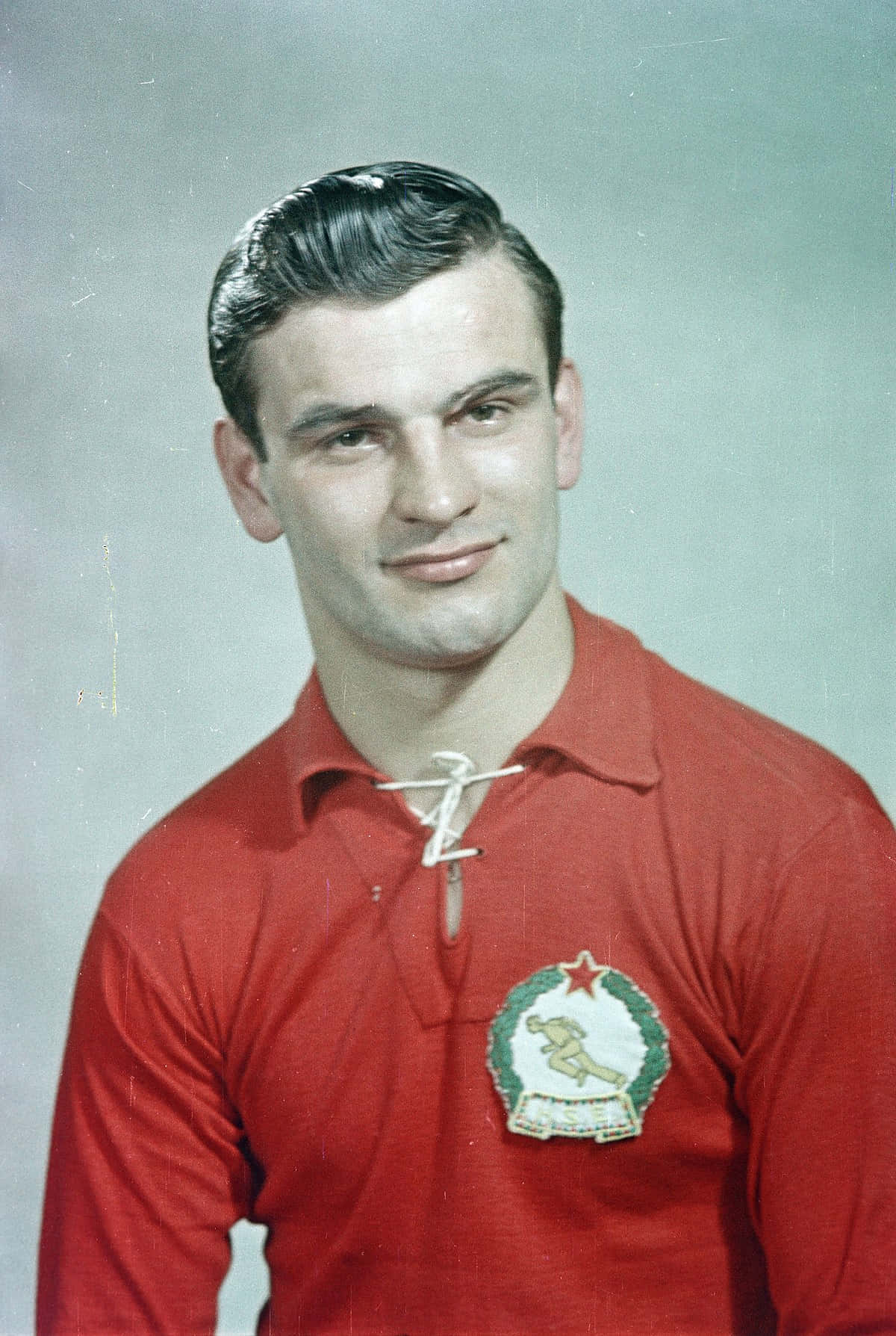 Sandor Kocsis, red Soviet football jersey, star emblem, HD Phone Wallpaper