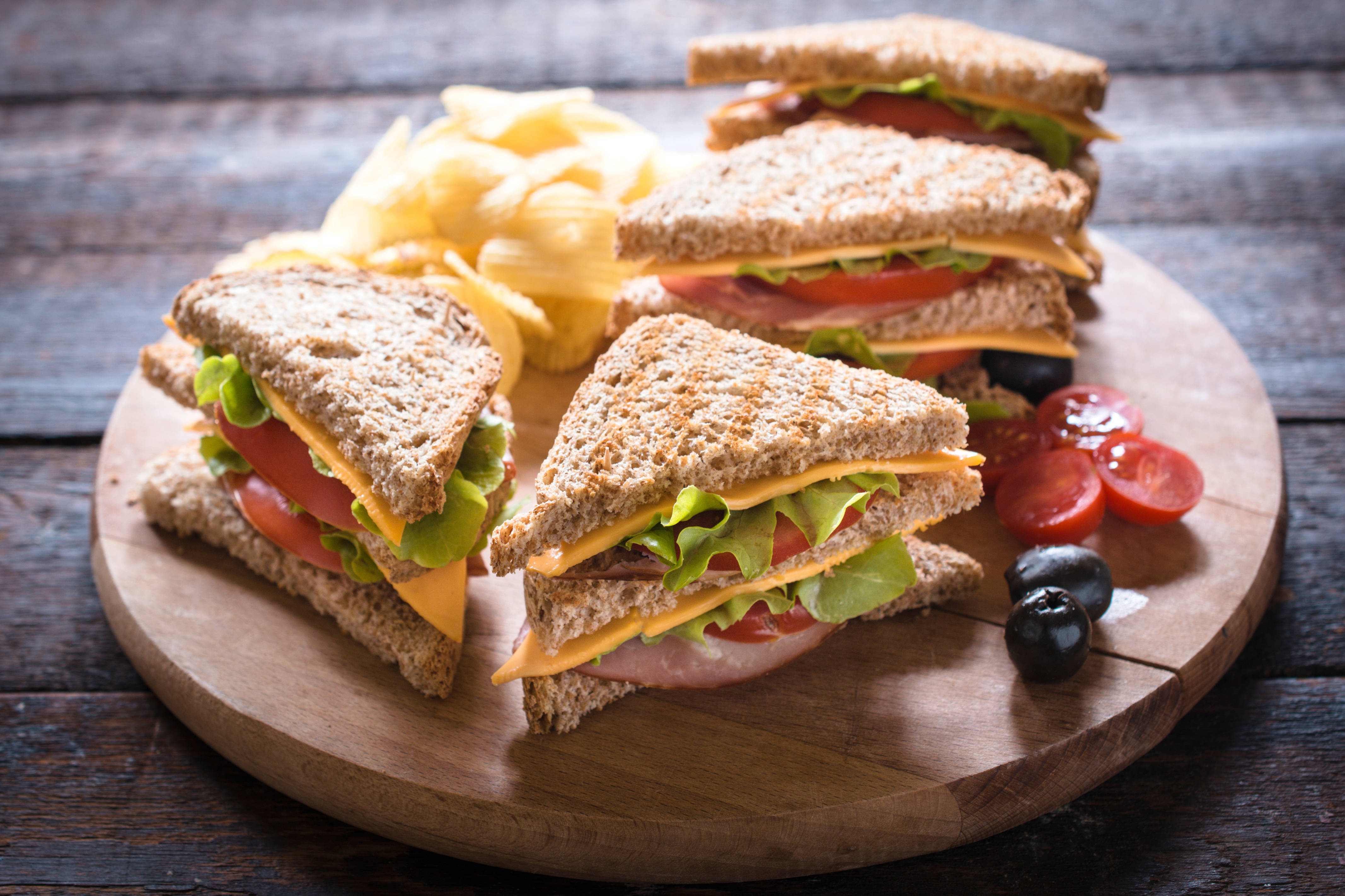 whole wheat bread, cheese, tomato, 4K Desktop Wallpaper