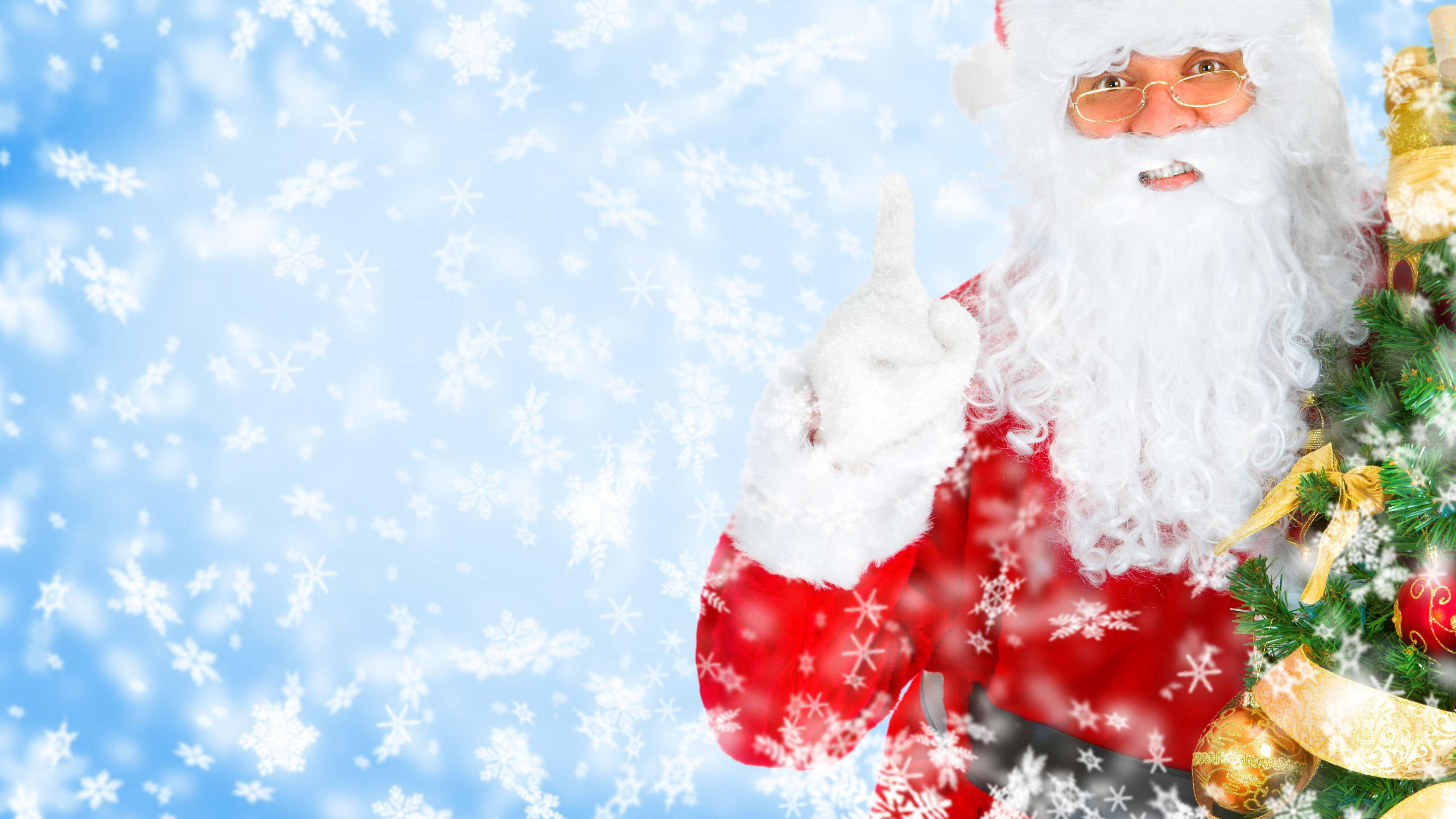Santa Claus, red suit, decorated tree, 2K Desktop Wallpaper