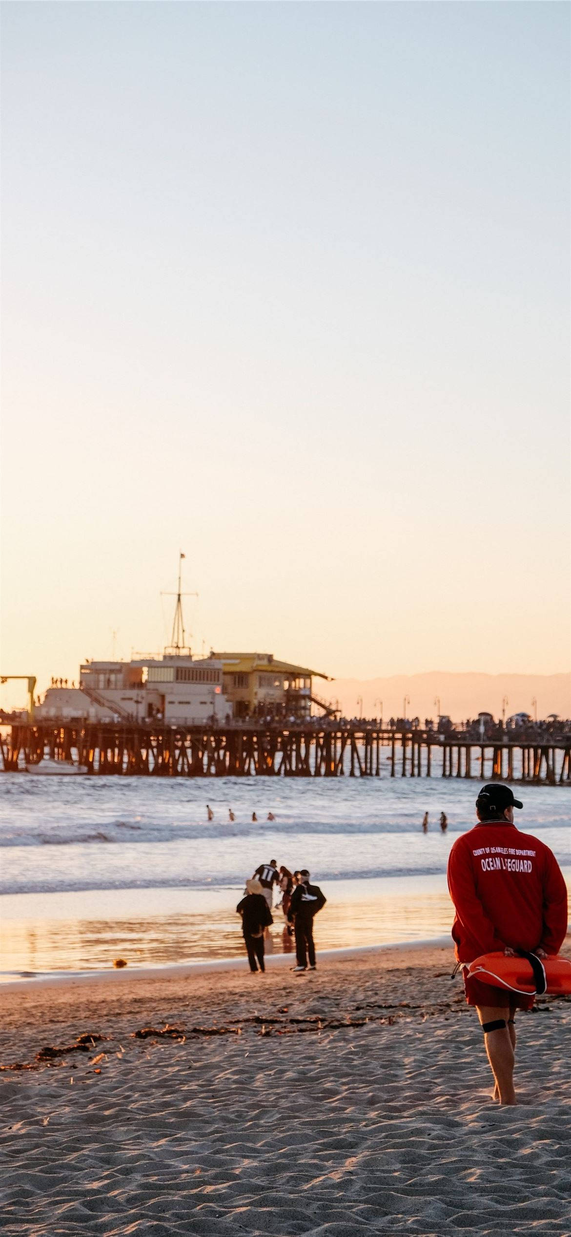 Santa Monica Beach, lifeguard, red uniform, Full HD Phone Wallpaper