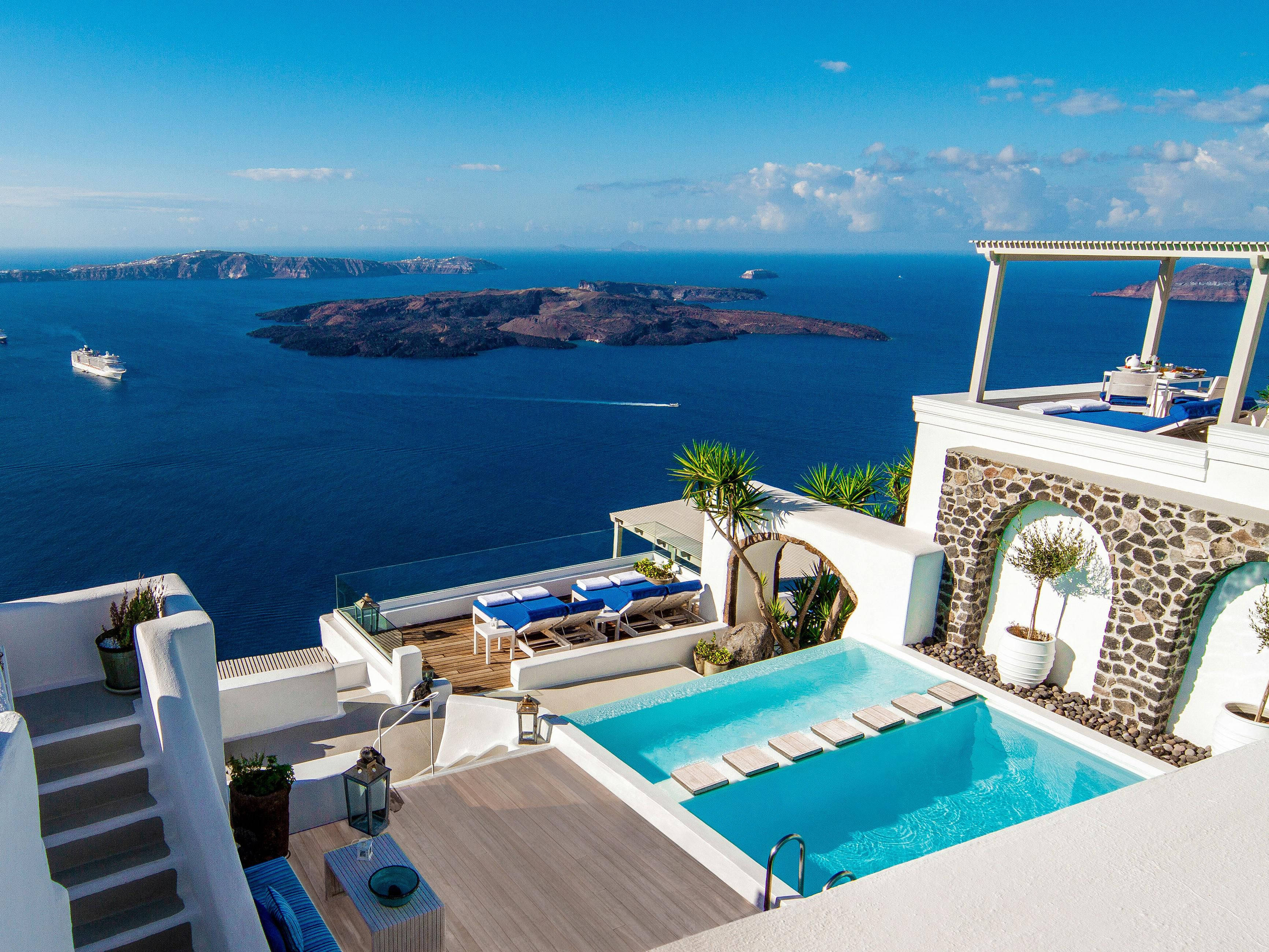 Santorini, white villa, turquoise pool, 2K Desktop Wallpaper