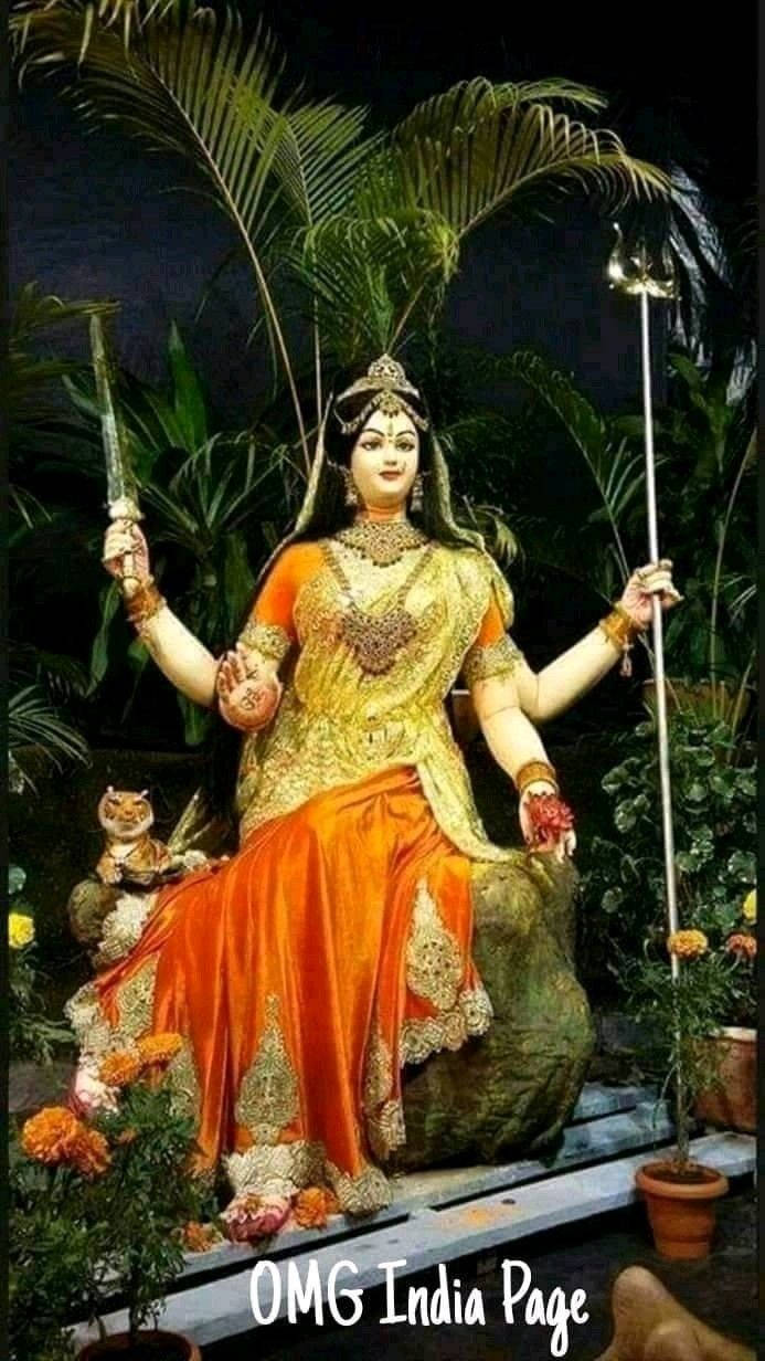 Santoshi Maa, four-armed goddess statue, orange and gold, SD Phone Wallpaper