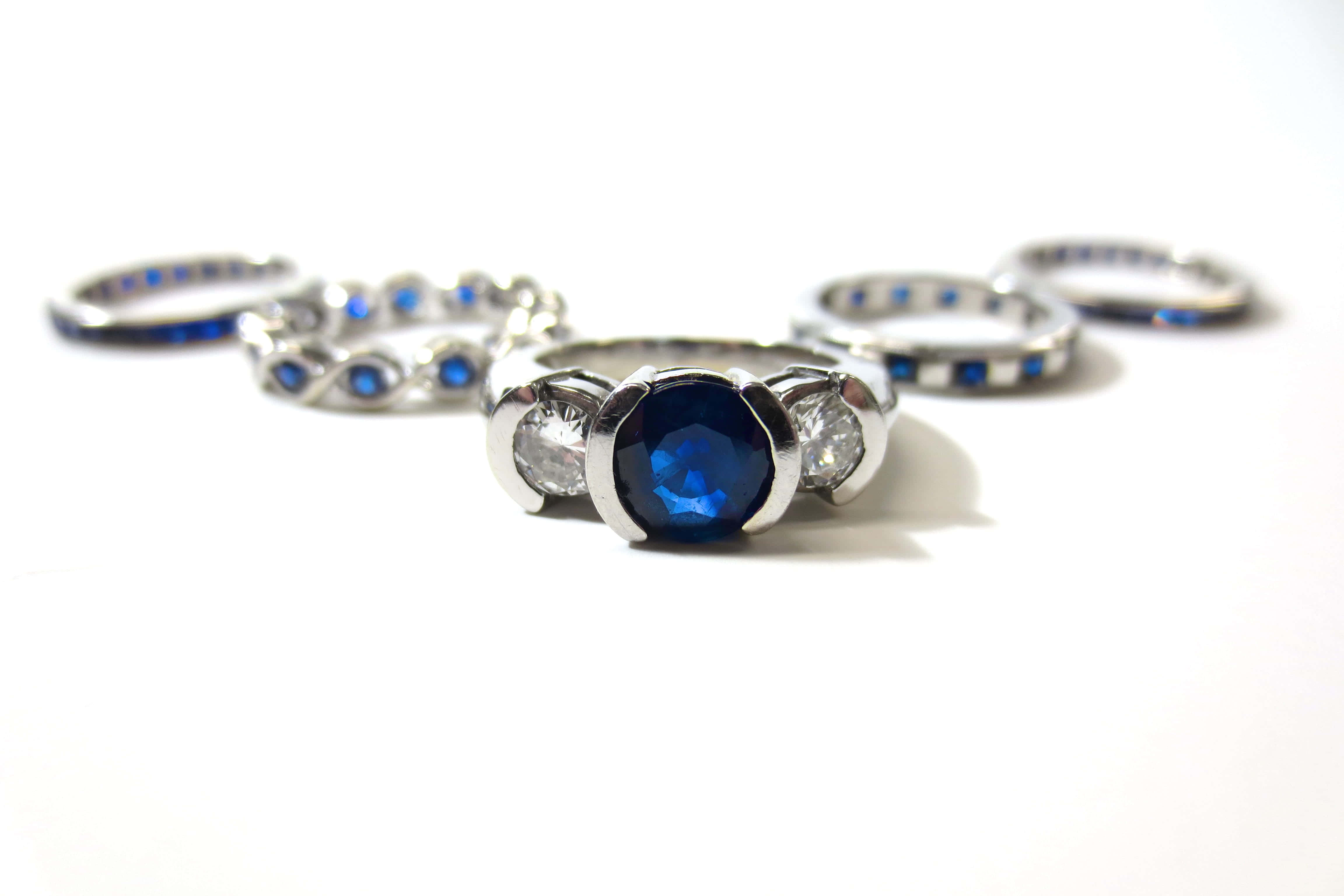 Sapphire Blue, silver rings, blue gemstones, 4K Desktop Wallpaper