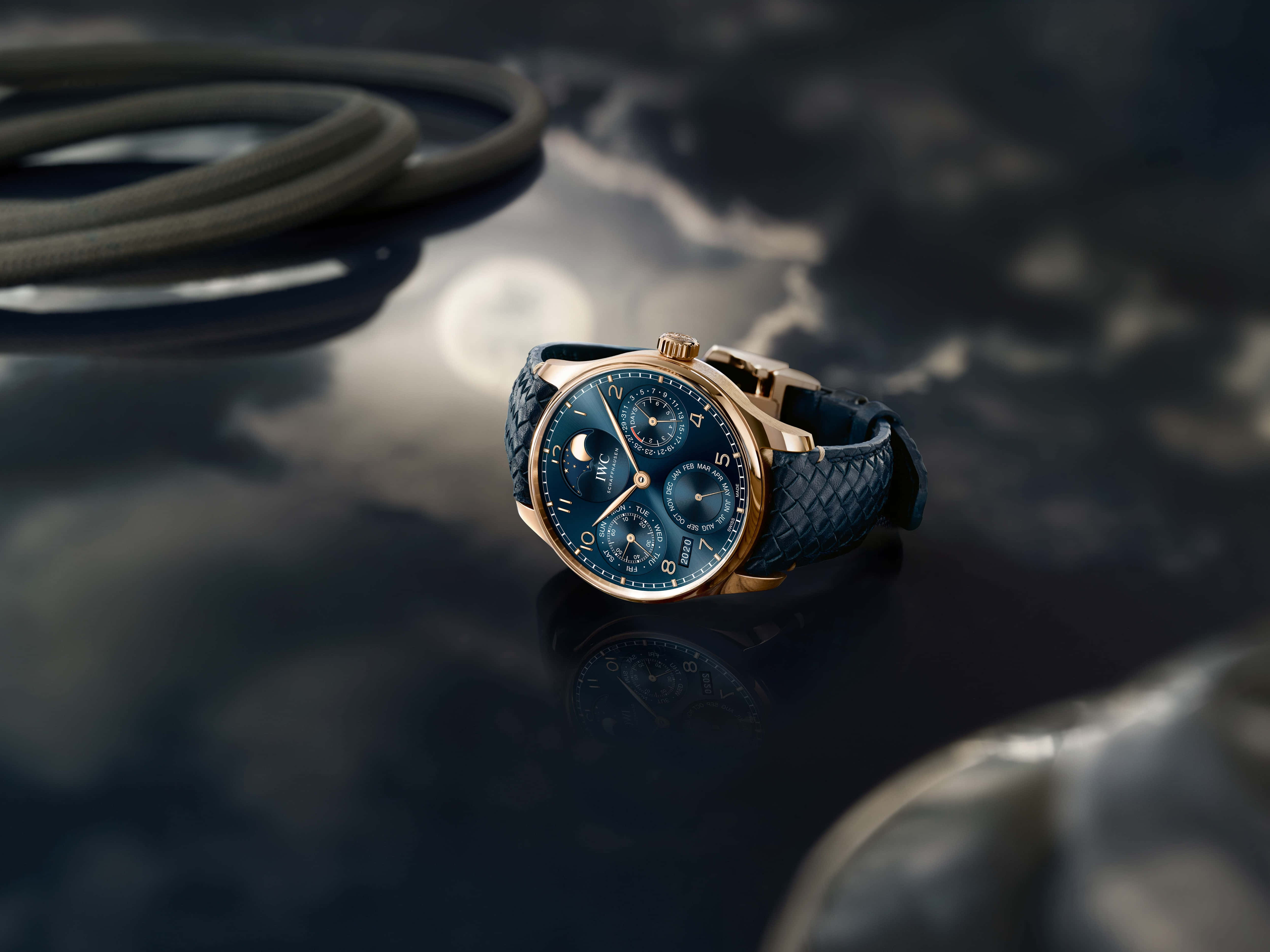 rose gold watch, blue dial, woven leather strap, 4K Desktop Wallpaper